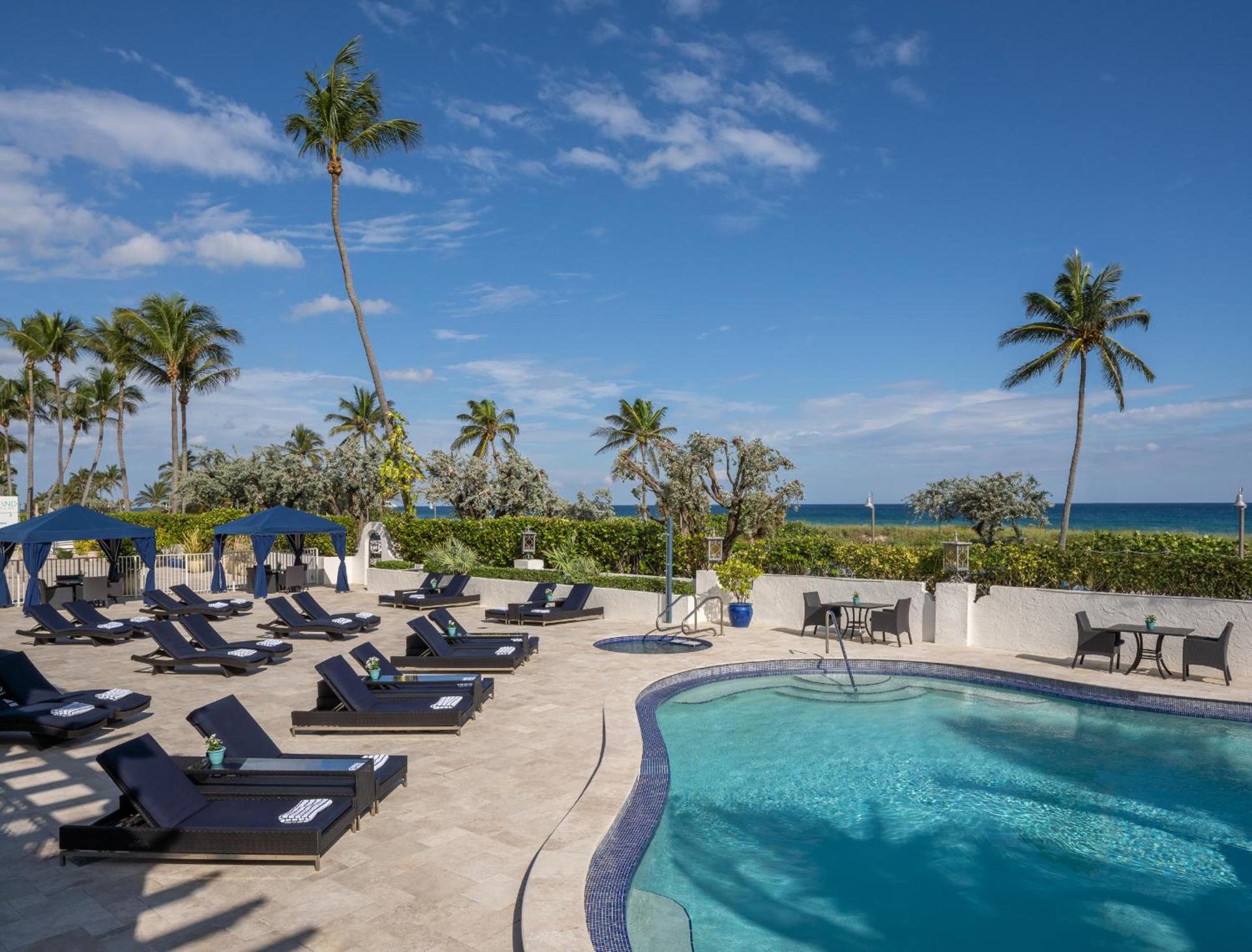 Opal Grand Oceanfront Resort & Spa photo 20