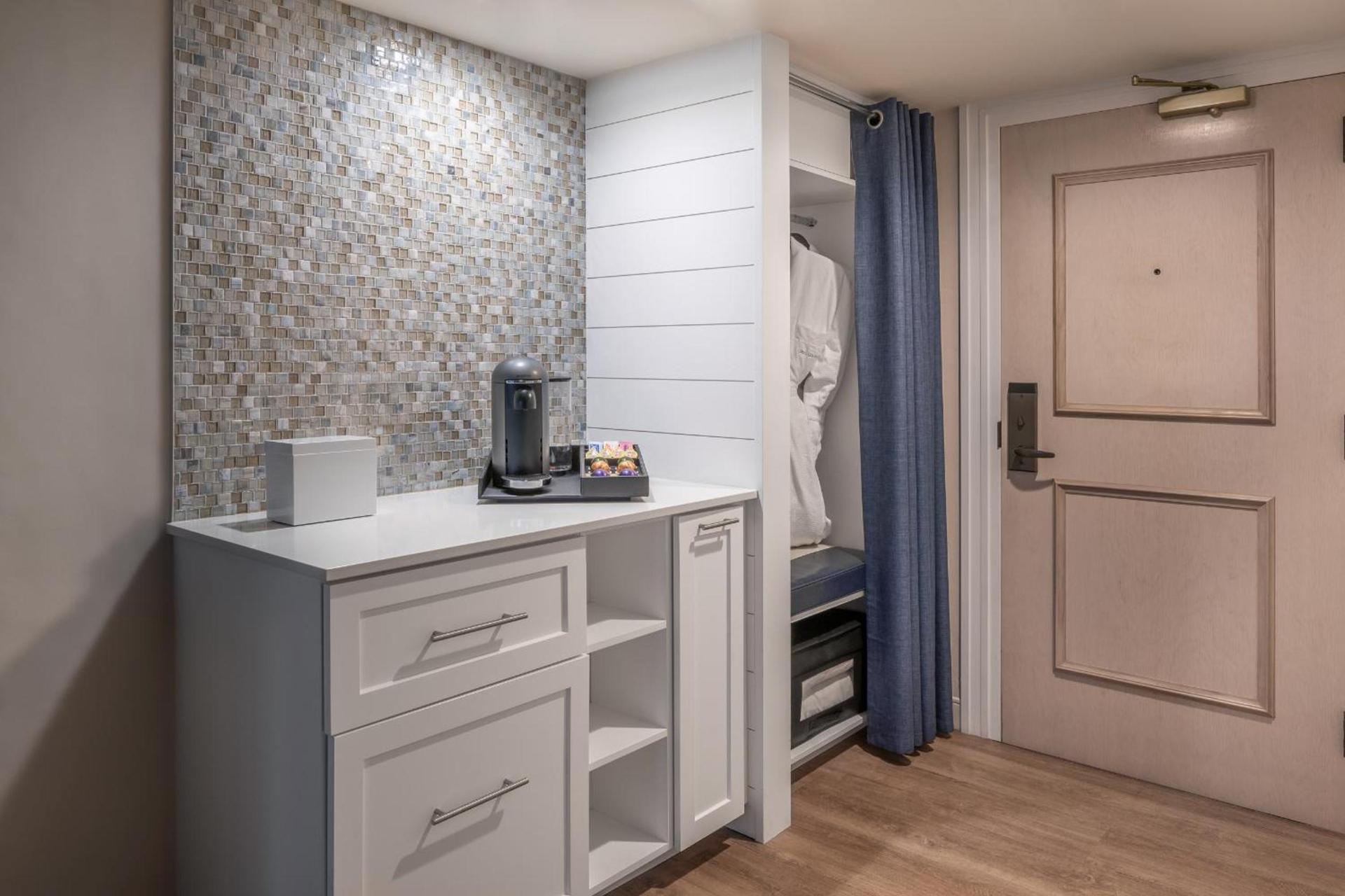 Opal Grand Oceanfront Resort & Spa photo 5