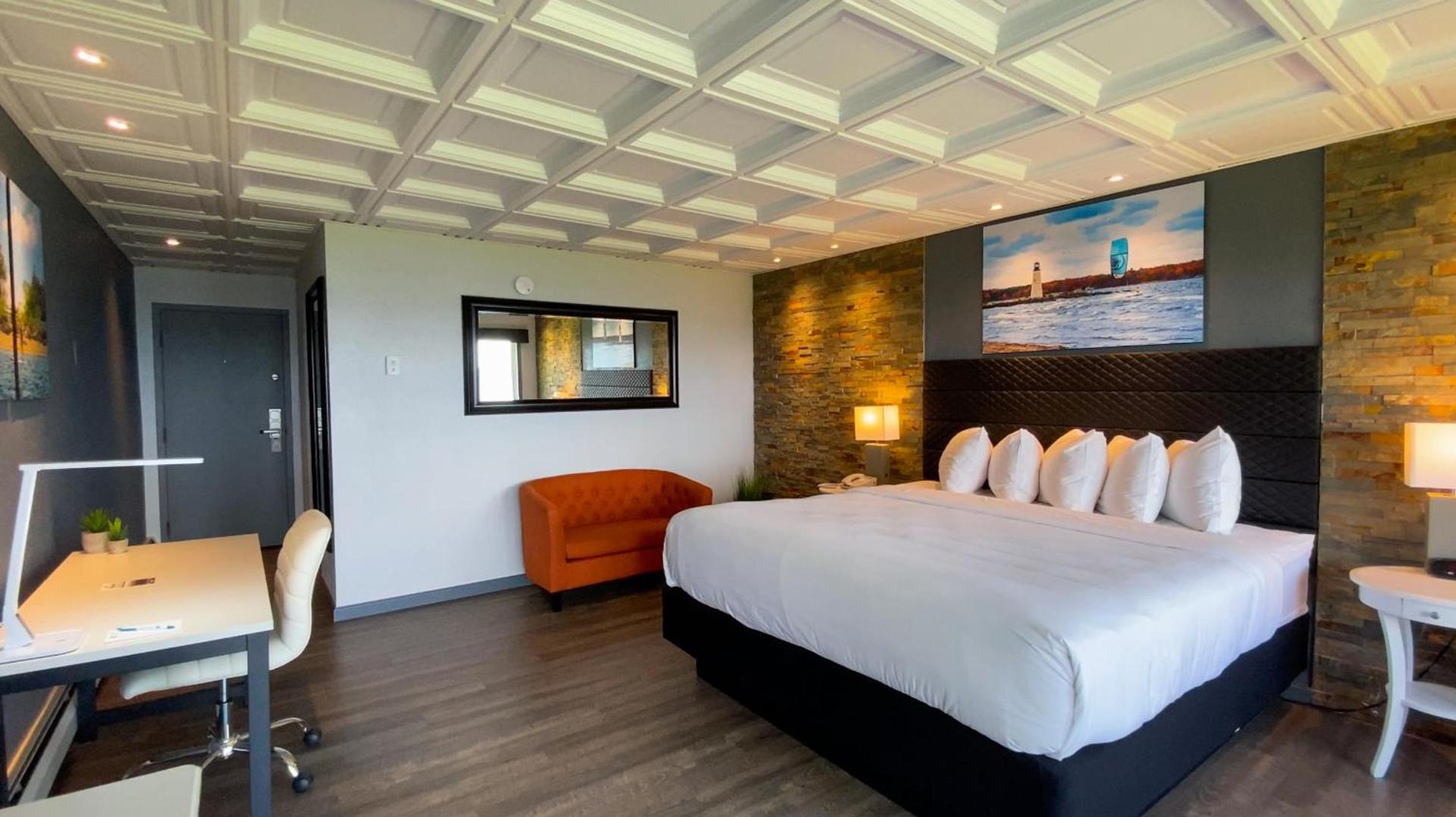 Terrace Bay Hotel - Lakefront photo 56
