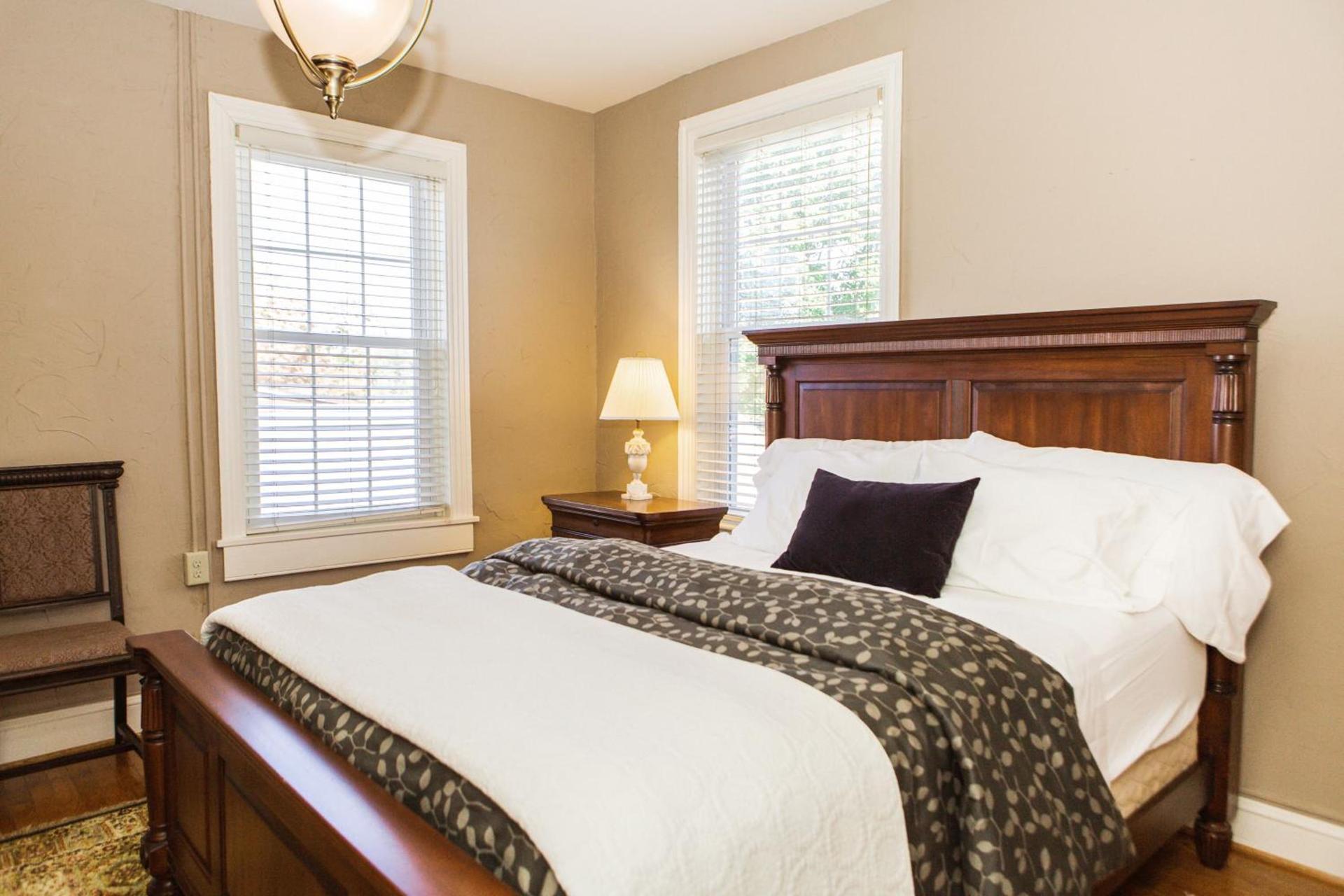 James Buchanan Hotel, Trademark Collection by Wyndham photo 26