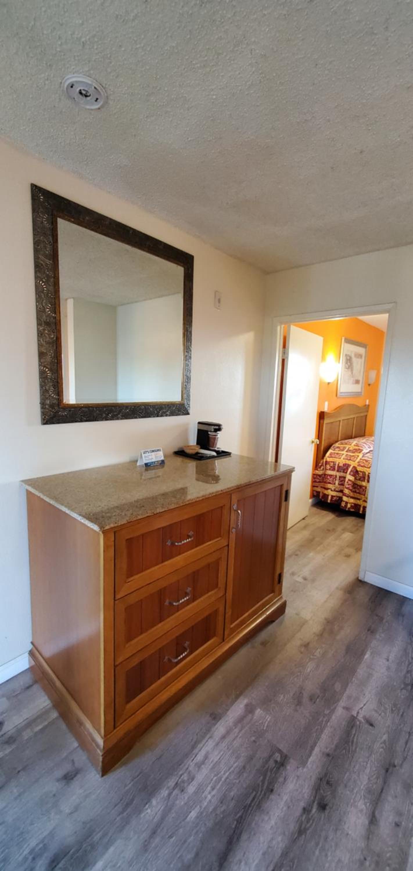 Anaheim National Inn photo 12
