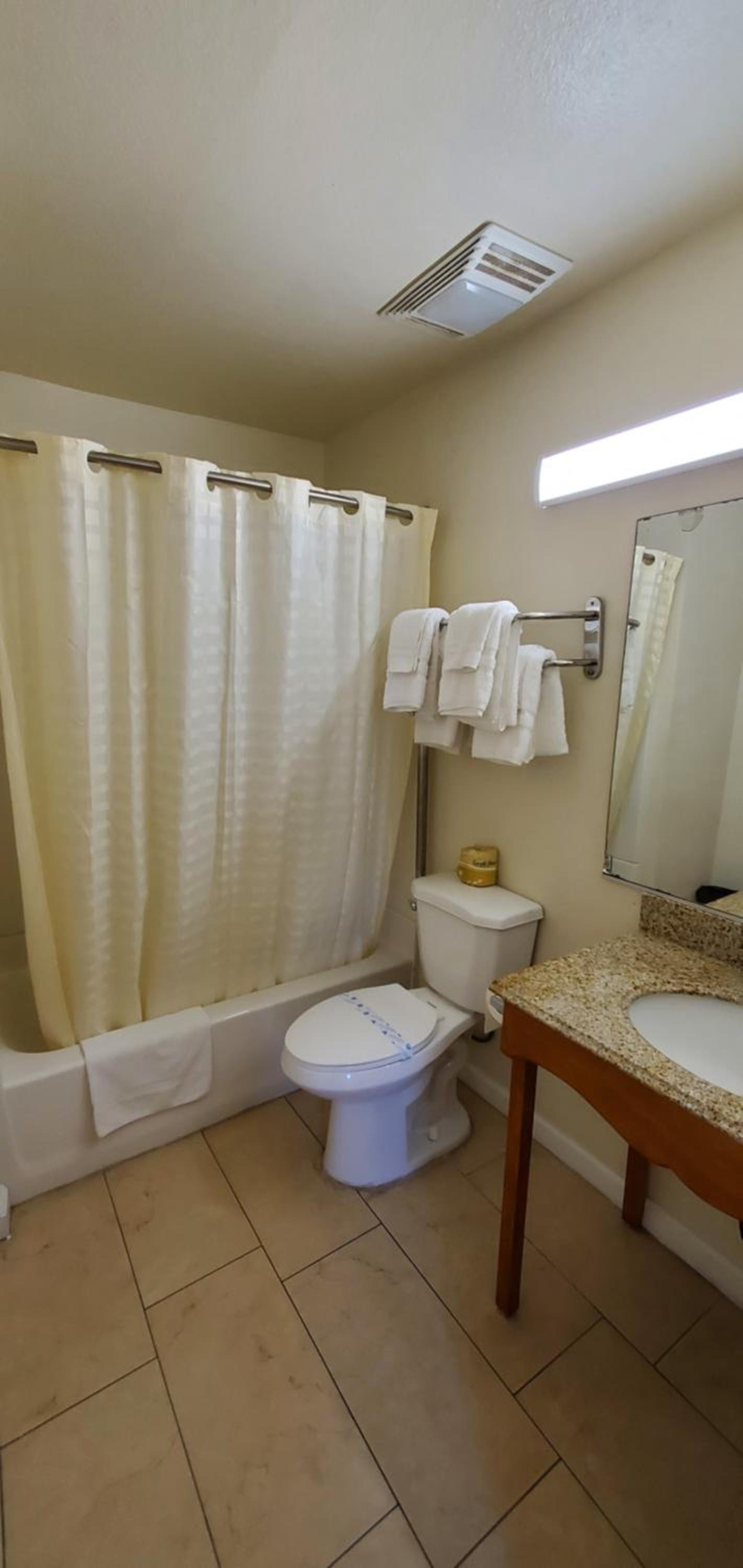 Anaheim National Inn photo 11
