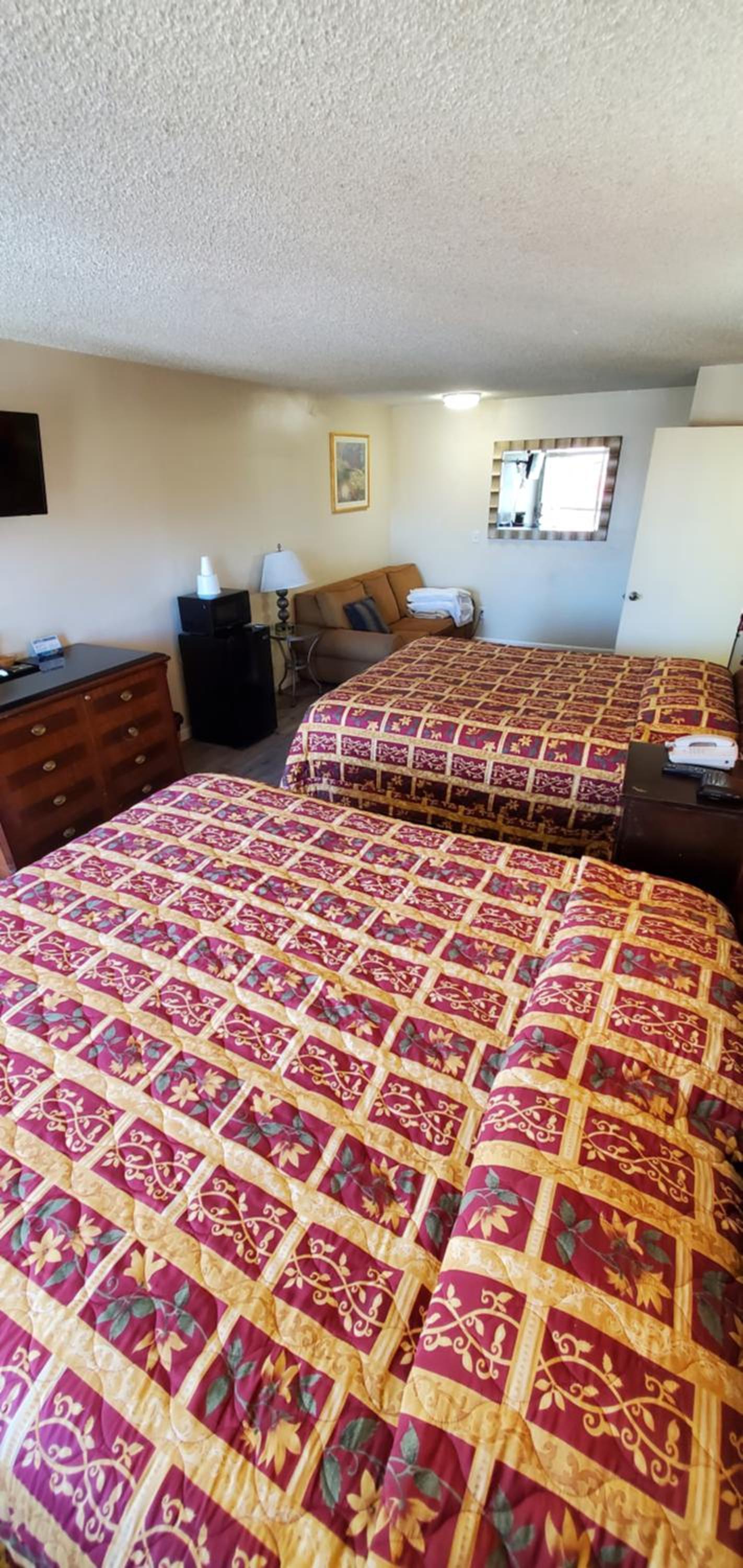 Anaheim National Inn photo 16