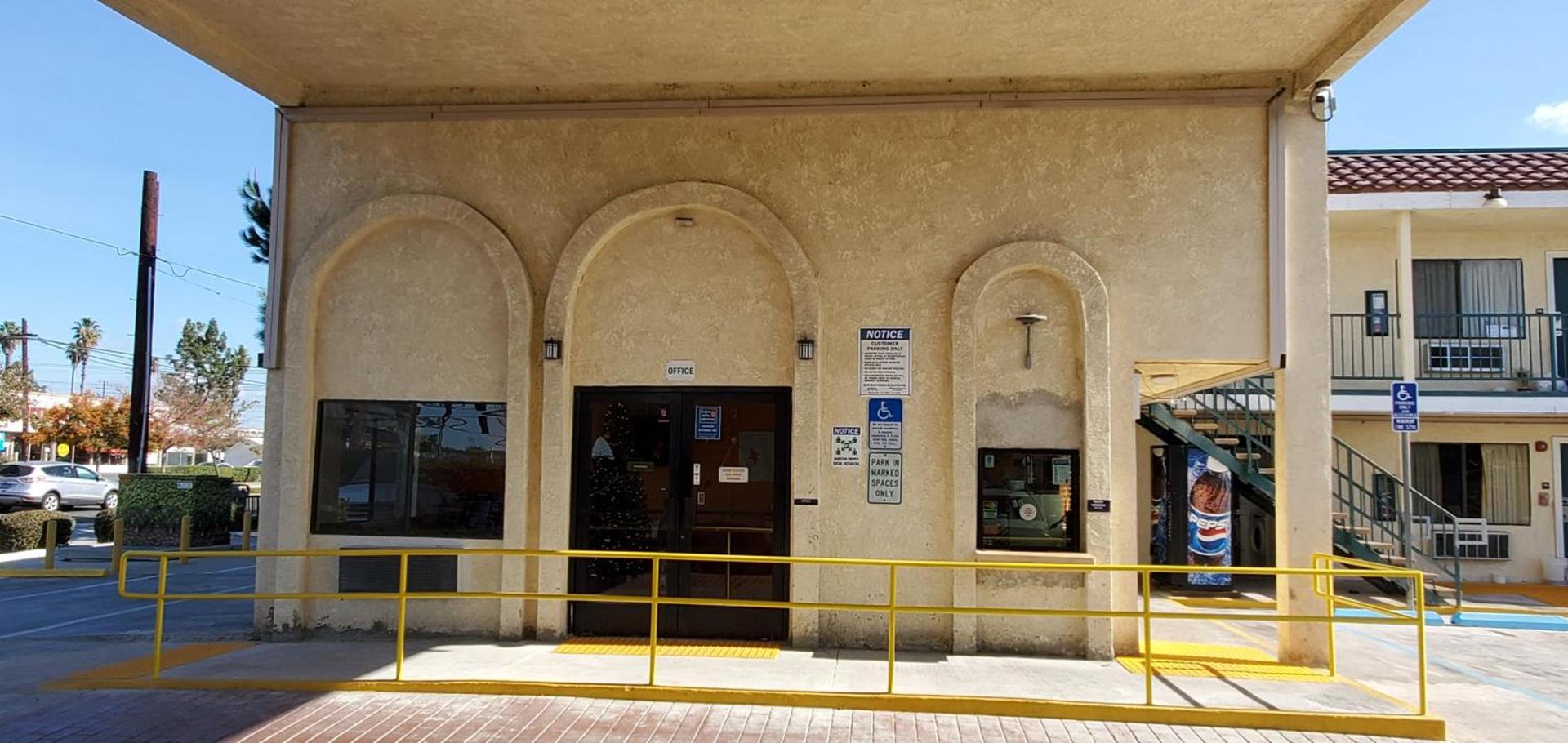 Anaheim National Inn photo 22