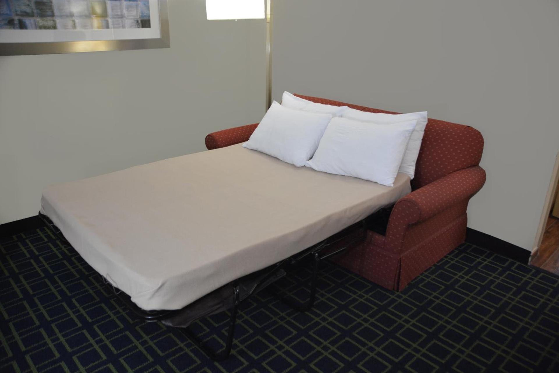 Quality Inn & Suites Dublin photo 12