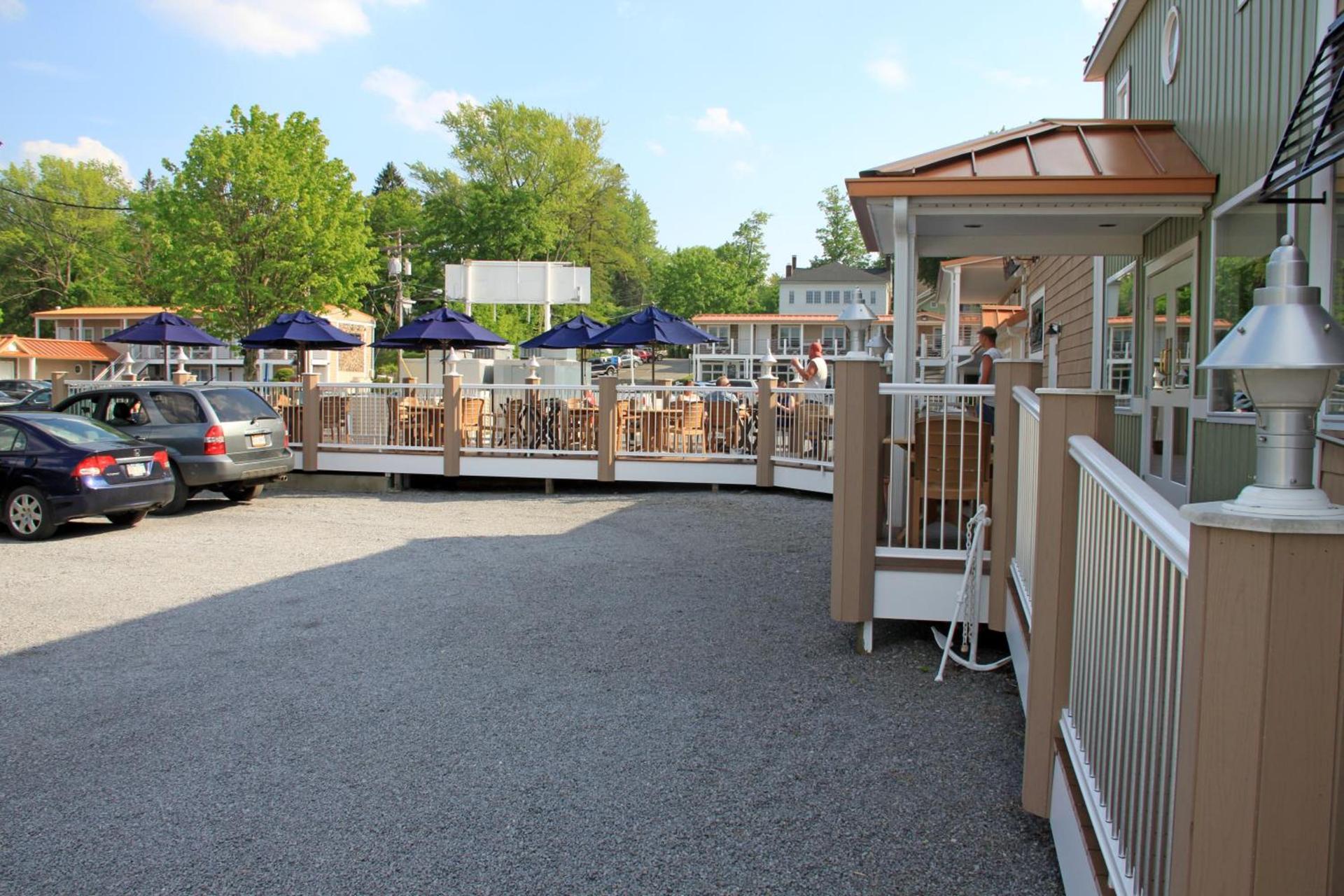 Lake Front Hotel photo 4