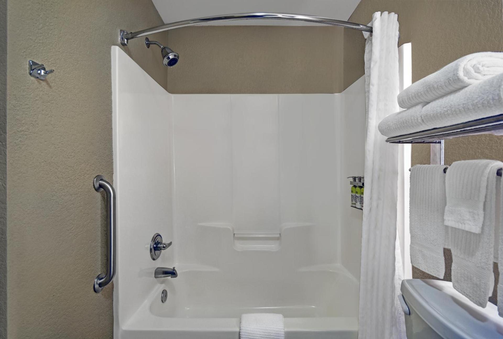 Candlewood Suites Sumter by IHG photo 27