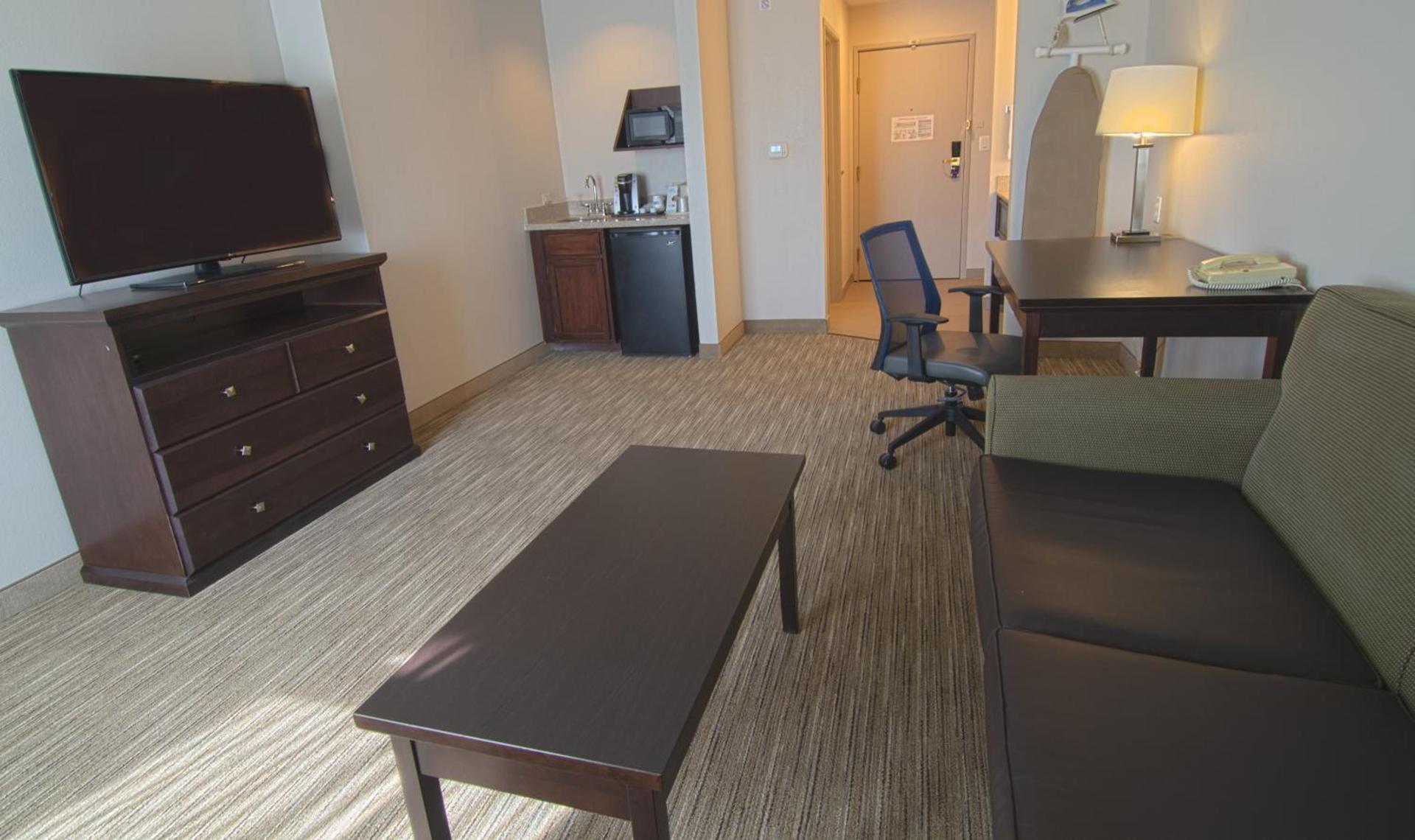 Holiday Inn Express & Suites Chicago-Libertyville by IHG photo 27