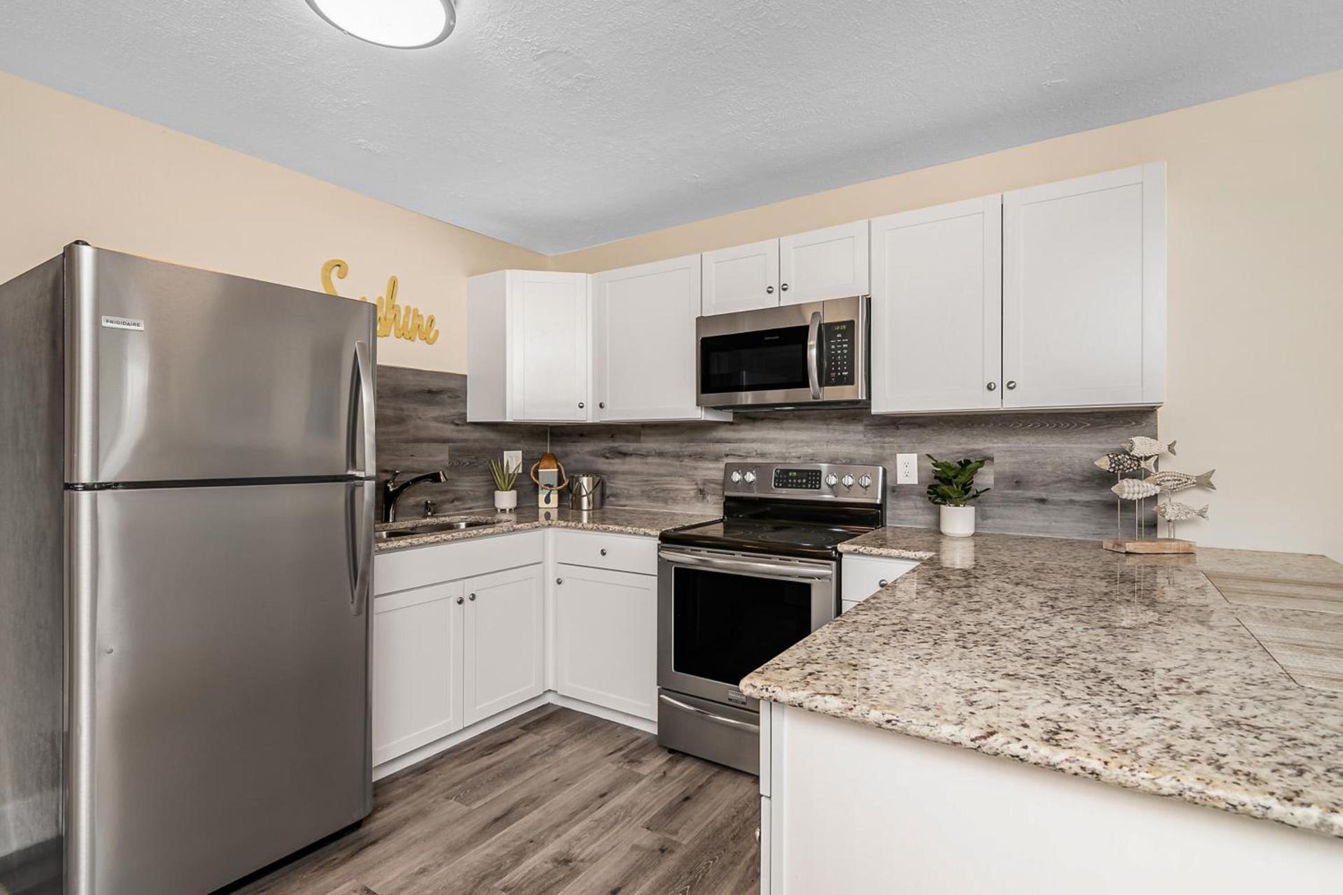 Latitude 26 Waterfront Boutique Resort - Fort Myers Beach photo 6