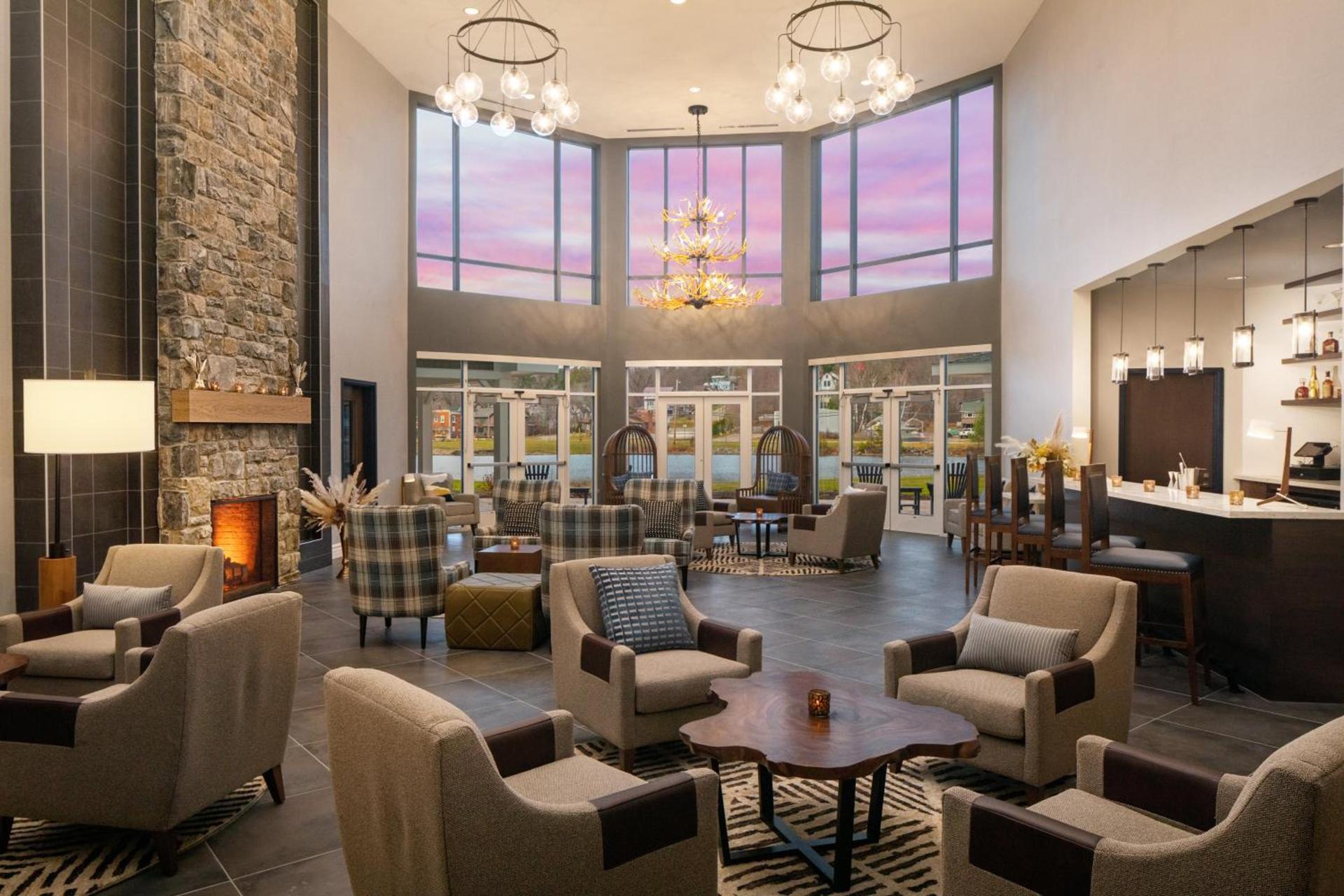 voco Saranac Lake NY - Waterfront by IHG photo 8