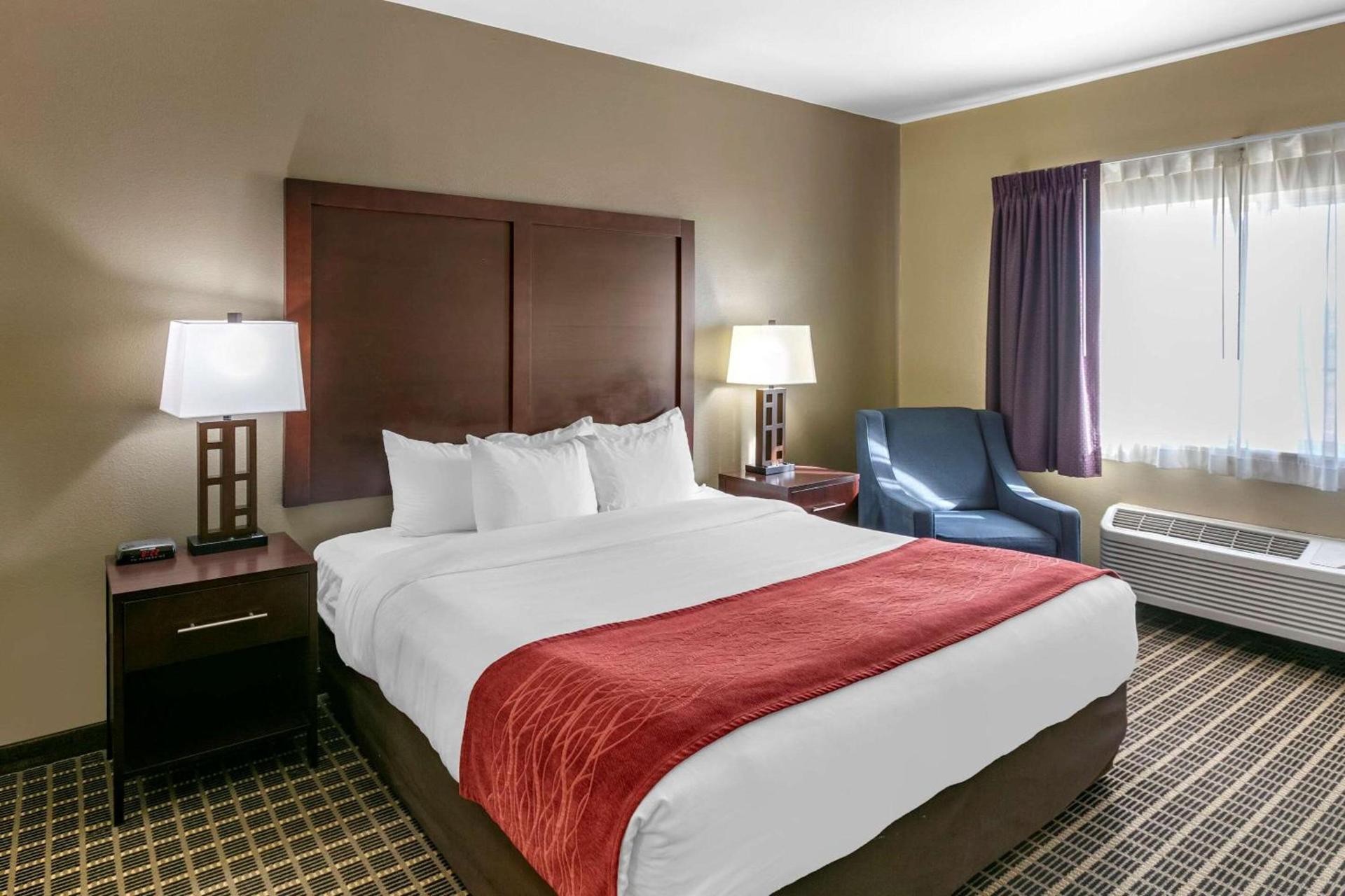 Comfort Inn Fort Collins North photo 5