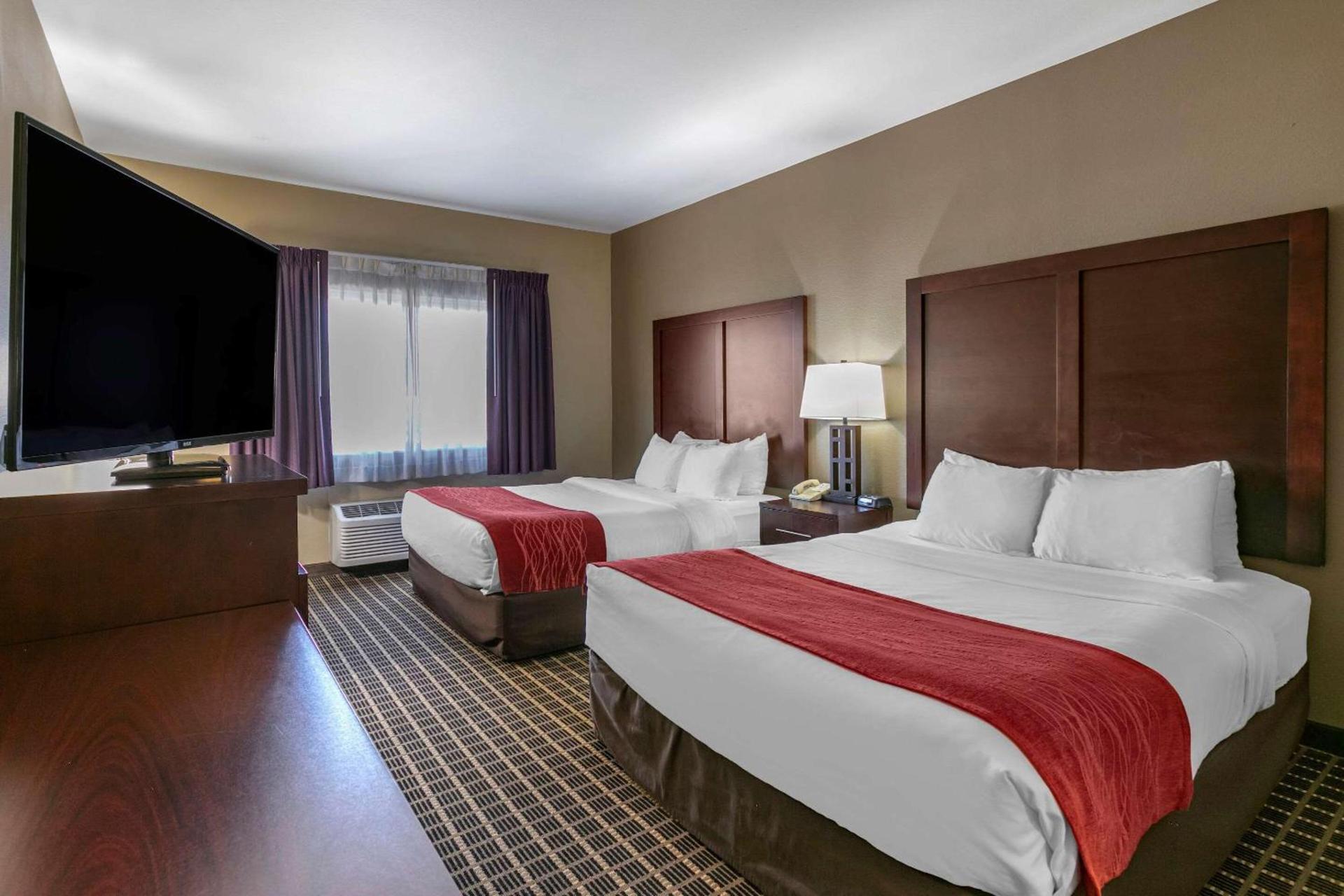 Comfort Inn Fort Collins North photo 13