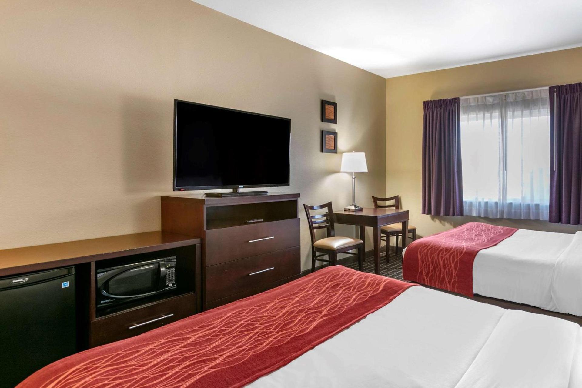 Comfort Inn Fort Collins North photo 14