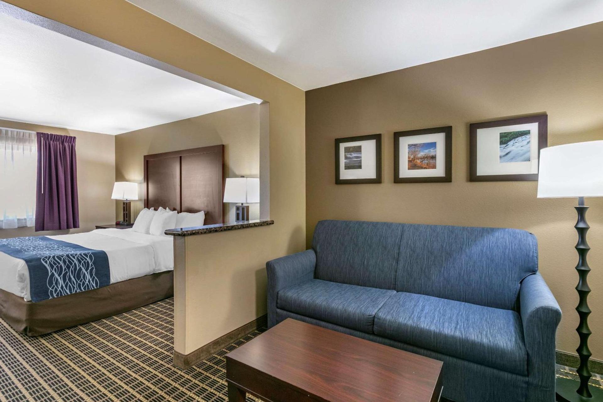 Comfort Inn Fort Collins North photo 17