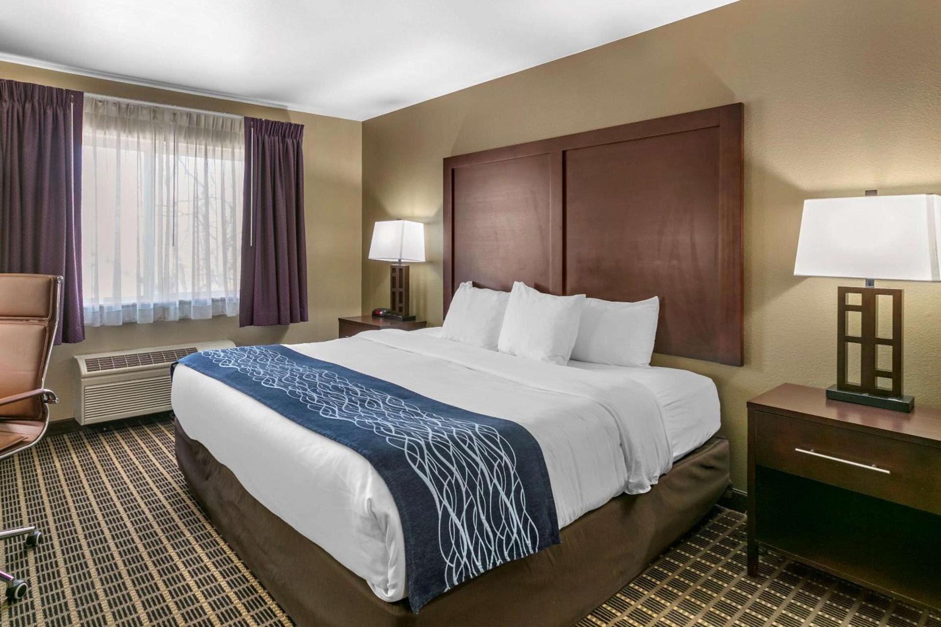 Comfort Inn Fort Collins North photo 18