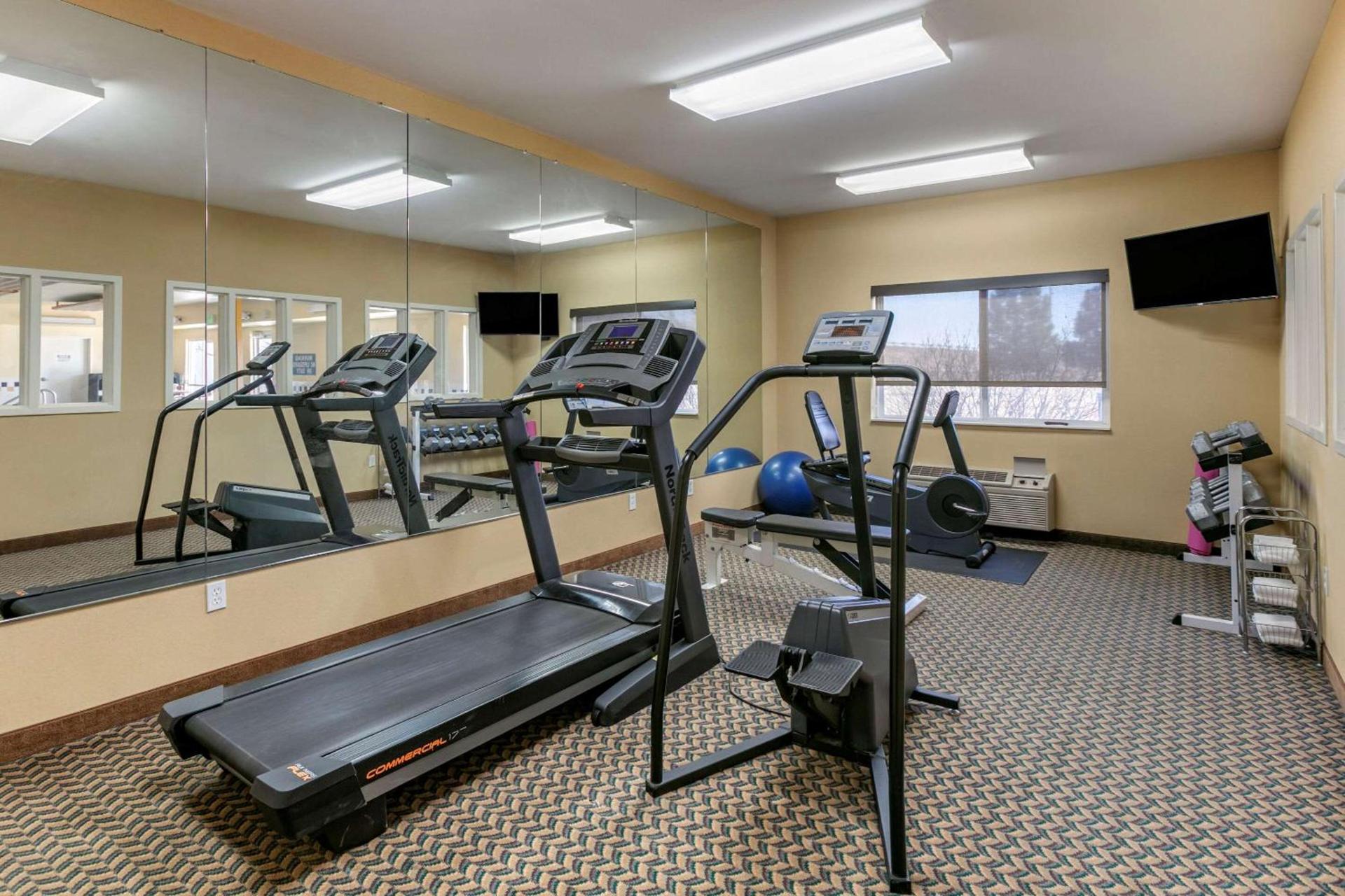 Comfort Inn Fort Collins North photo 30
