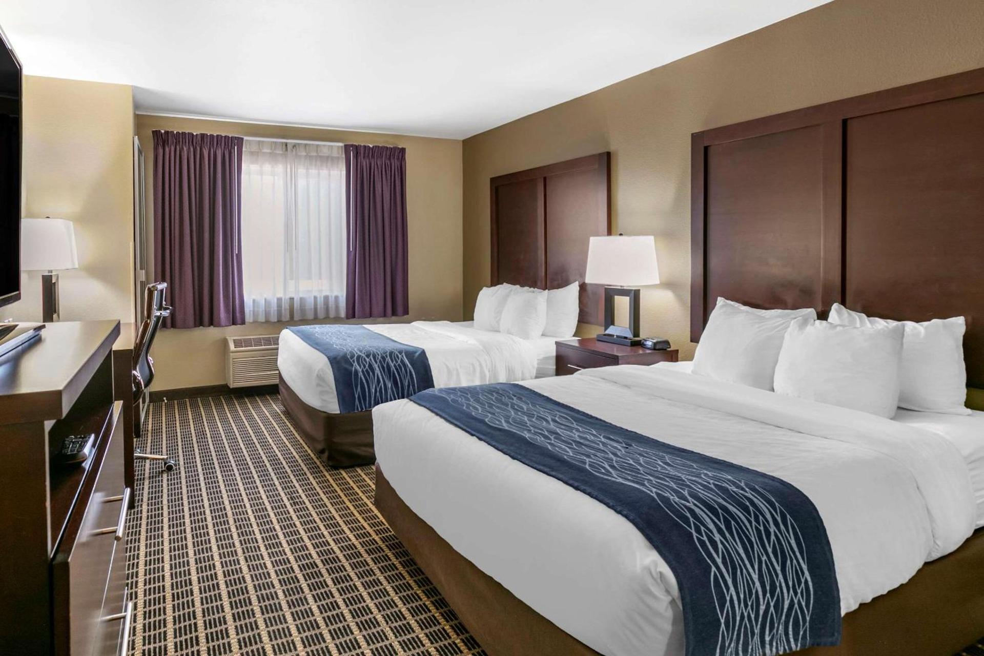 Comfort Inn Fort Collins North photo 26