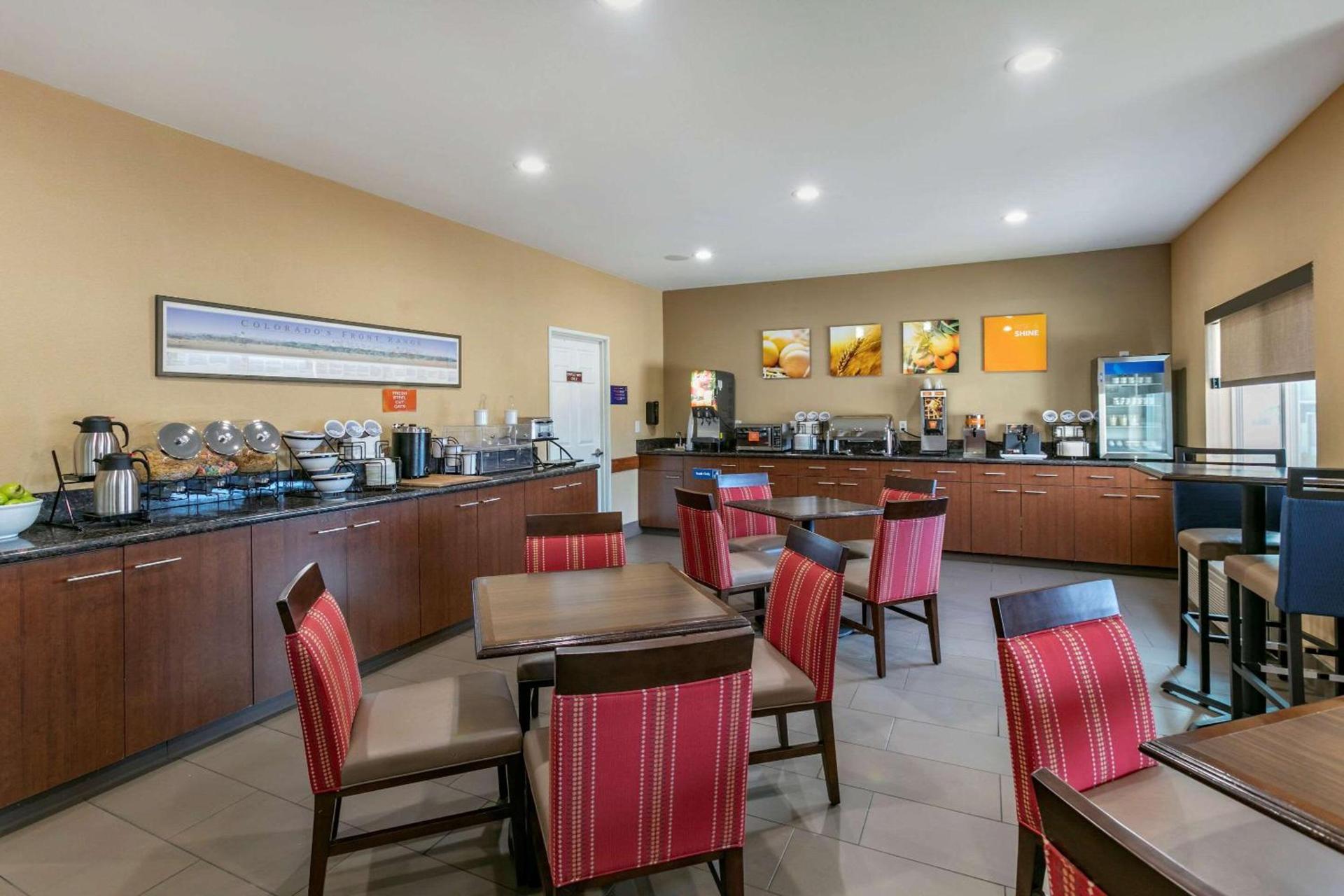 Comfort Inn Fort Collins North photo 33