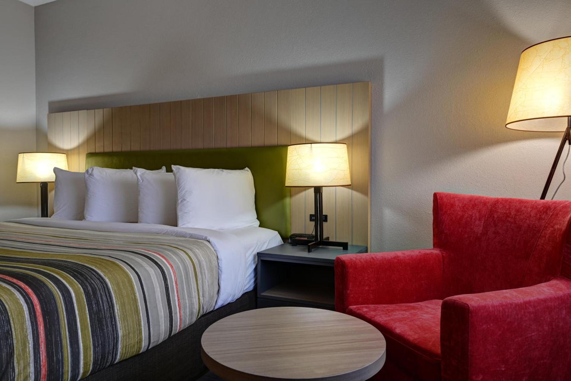 Country Inn & Suites by Radisson, Pierre, SD photo 42