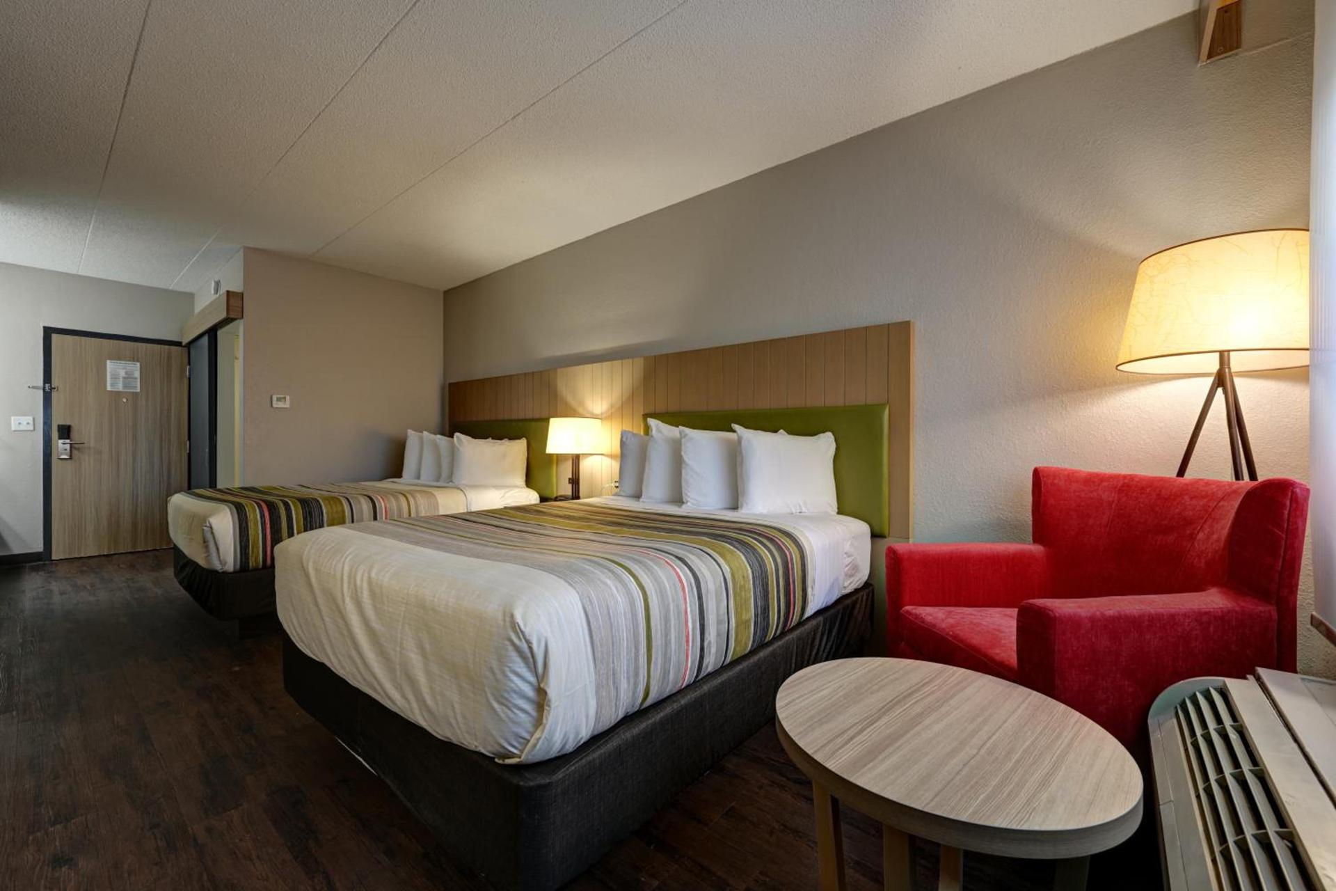 Country Inn & Suites by Radisson, Pierre, SD photo 22