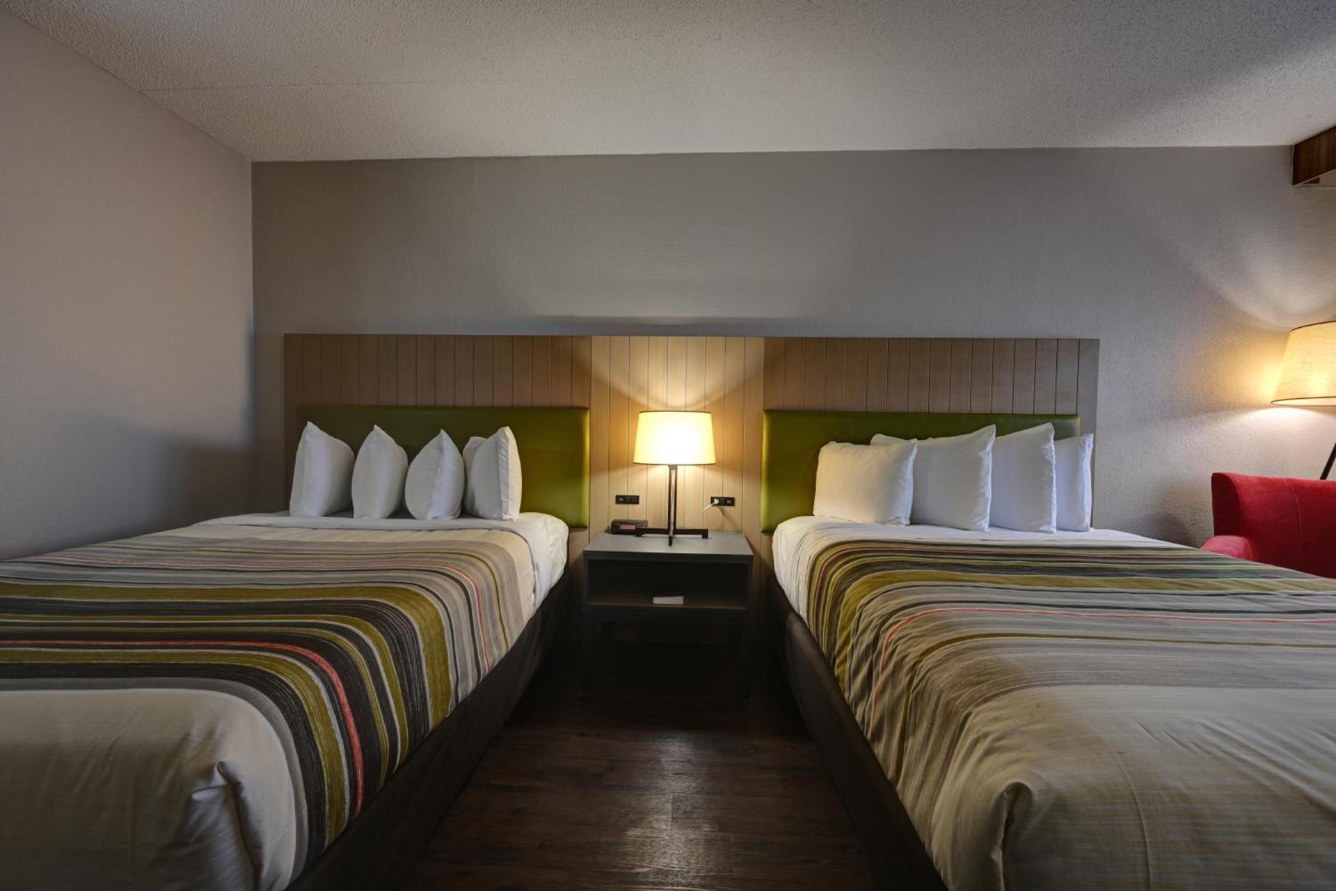 Country Inn & Suites by Radisson, Pierre, SD photo 23