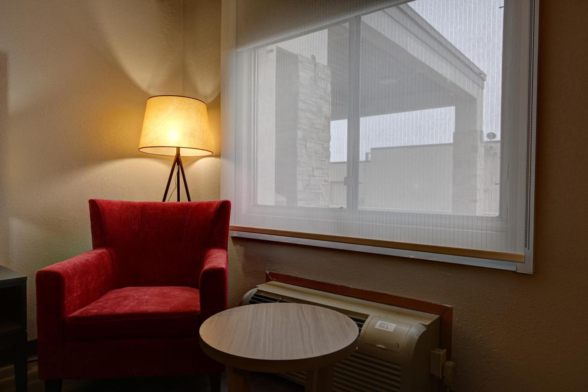 Country Inn & Suites by Radisson, Pierre, SD photo 19