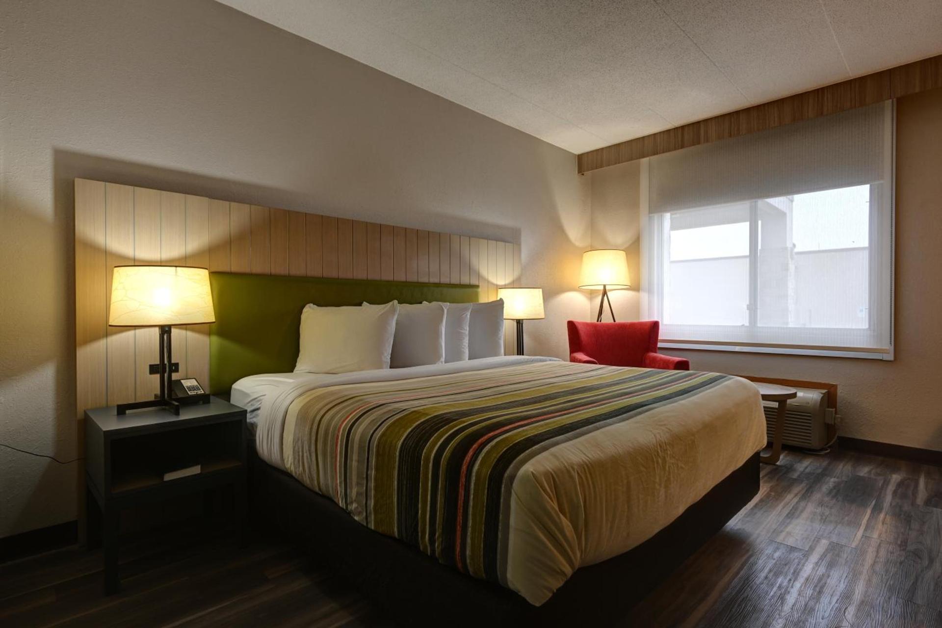 Country Inn & Suites by Radisson, Pierre, SD photo 47