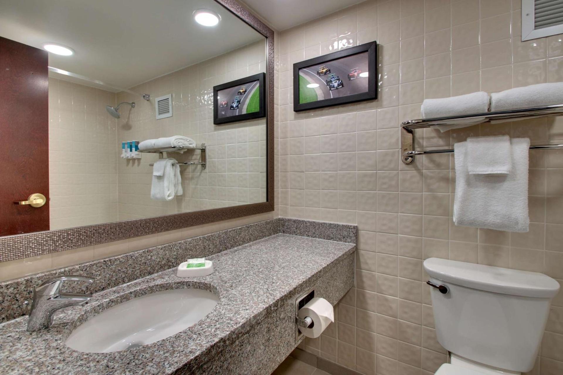 Best Western Plus Indianapolis photo 23