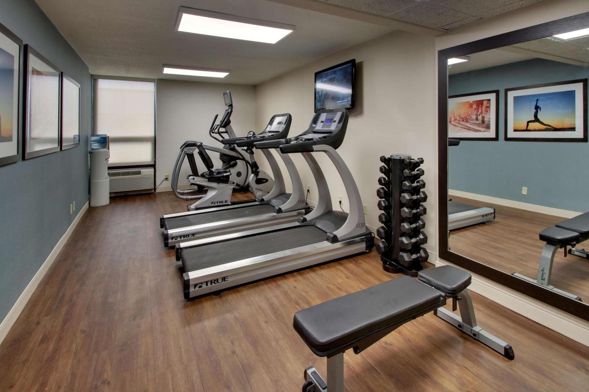 Best Western Plus Indianapolis photo 28