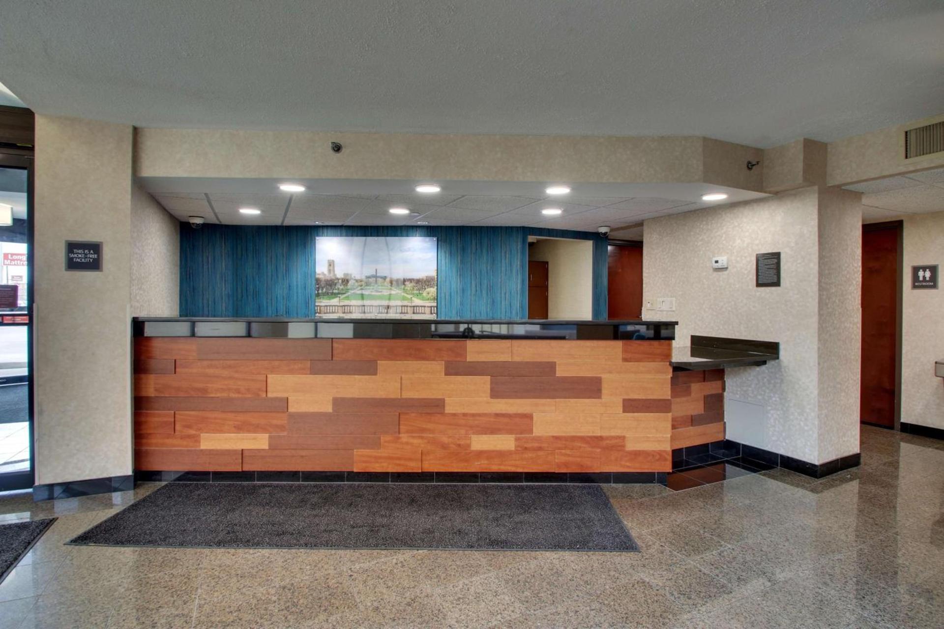 Best Western Plus Indianapolis photo 30