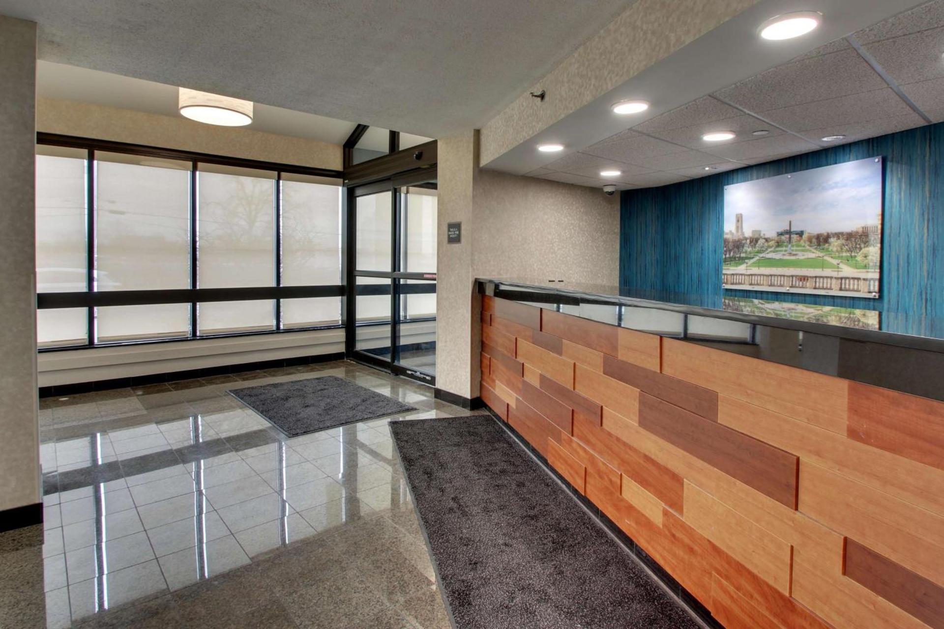 Best Western Plus Indianapolis photo 31