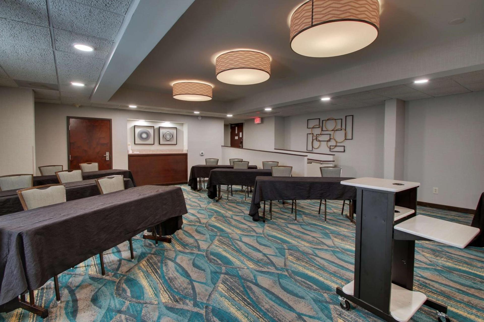 Best Western Plus Indianapolis photo 34