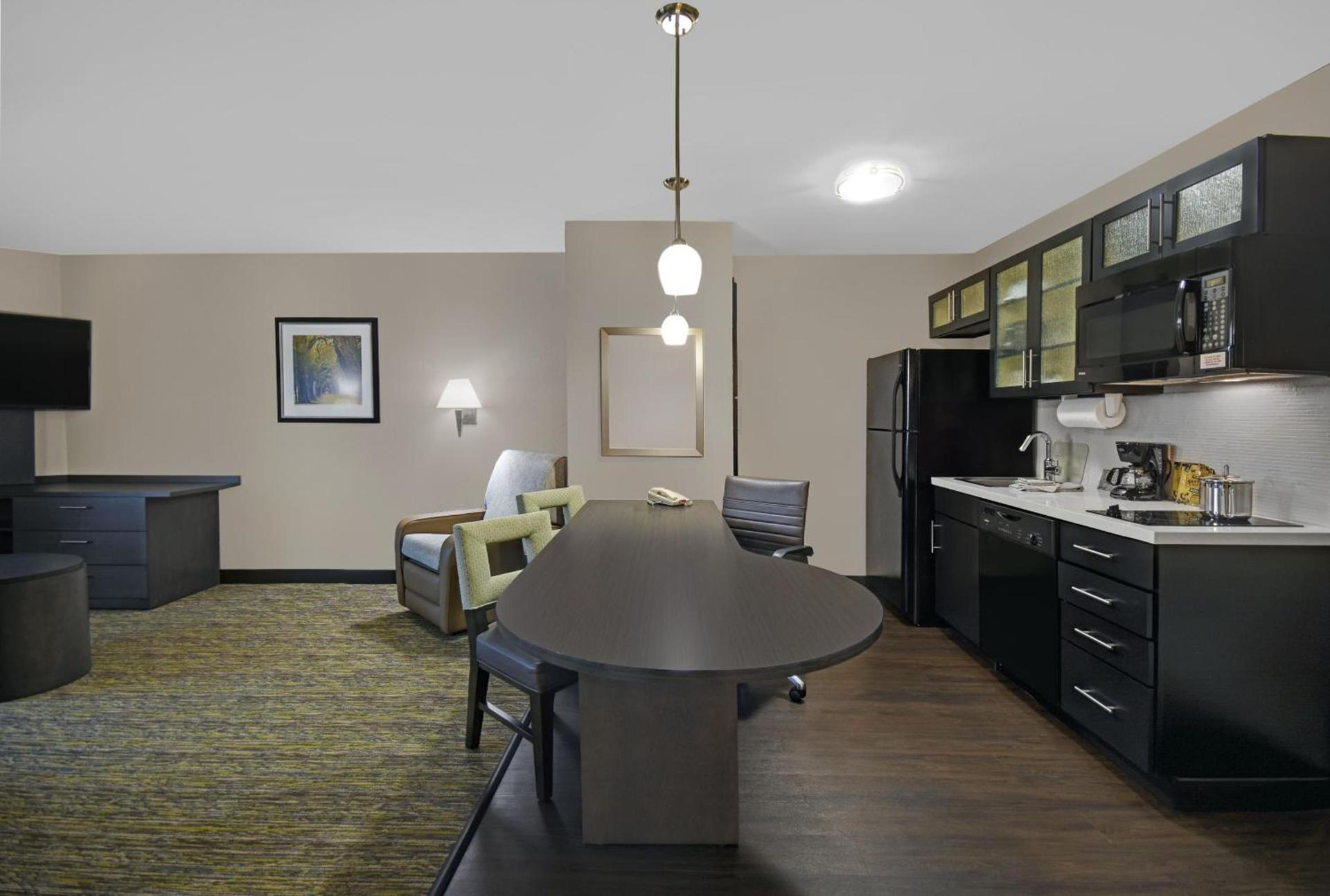 Candlewood Suites Sumter by IHG photo 8