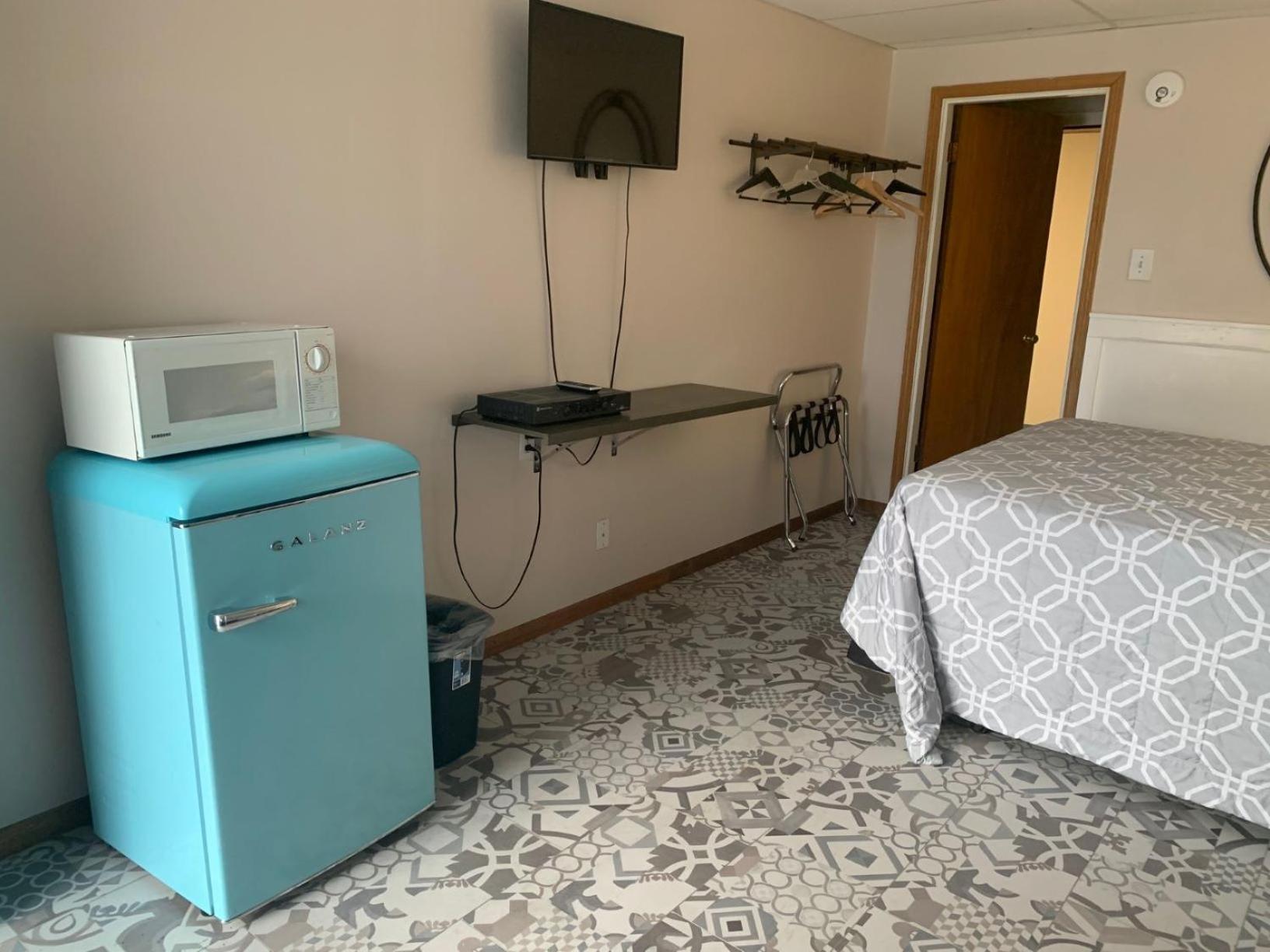 Marina Motel photo 10