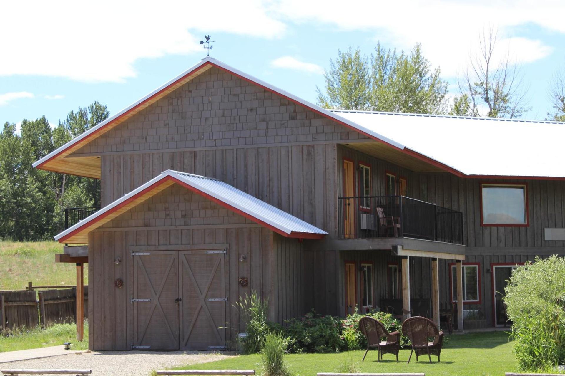 Mt Gardner Inn photo 18