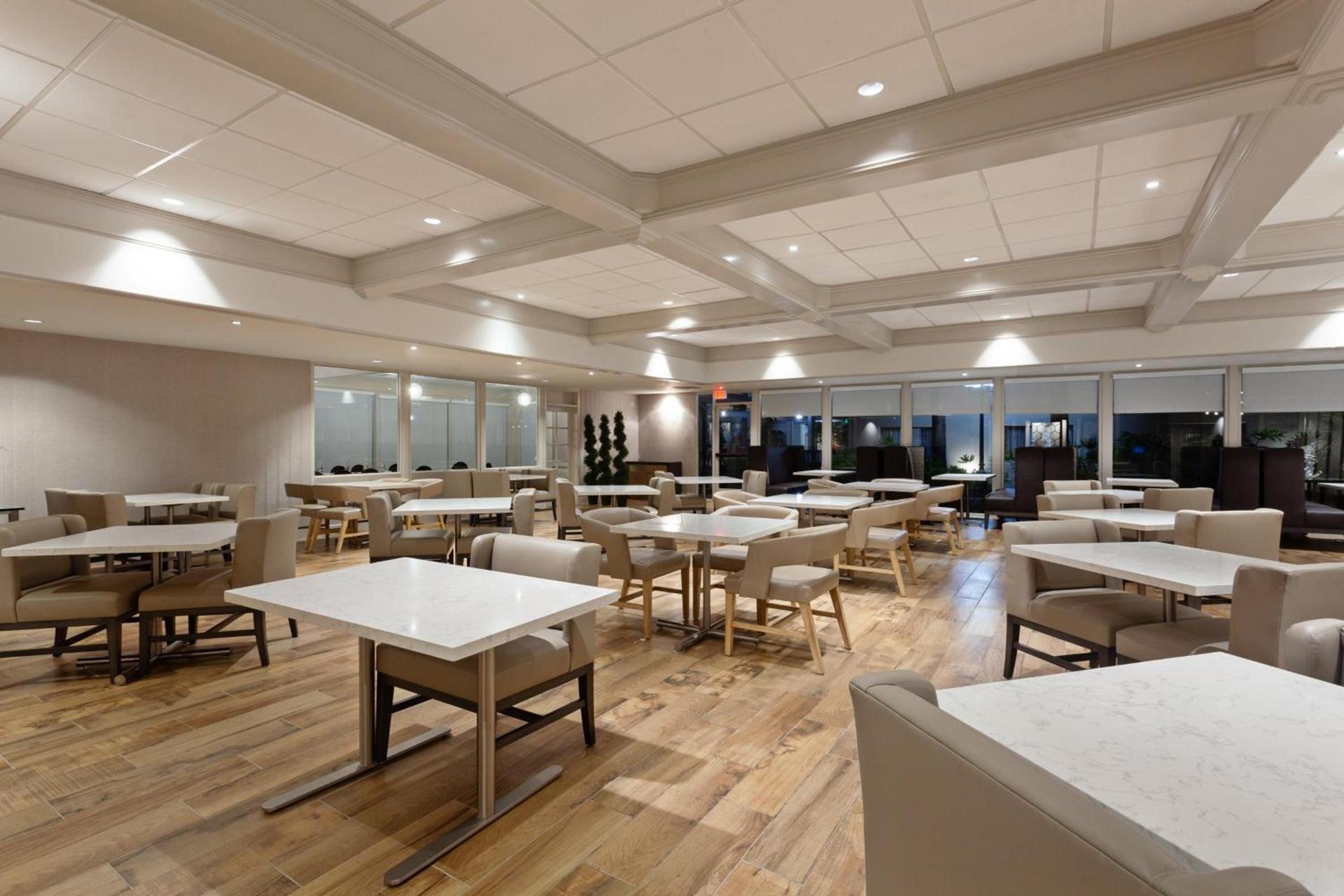 Crowne Plaza Silicon Valley North - Union City by IHG photo 23