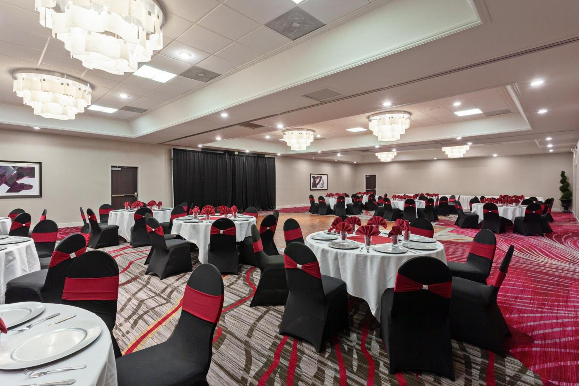 Crowne Plaza Silicon Valley North - Union City by IHG photo 11