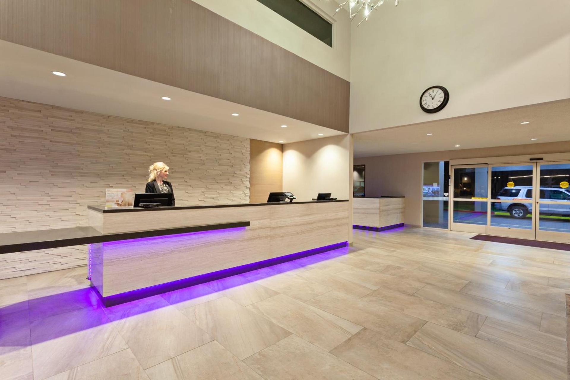 Crowne Plaza Silicon Valley North - Union City by IHG photo 10