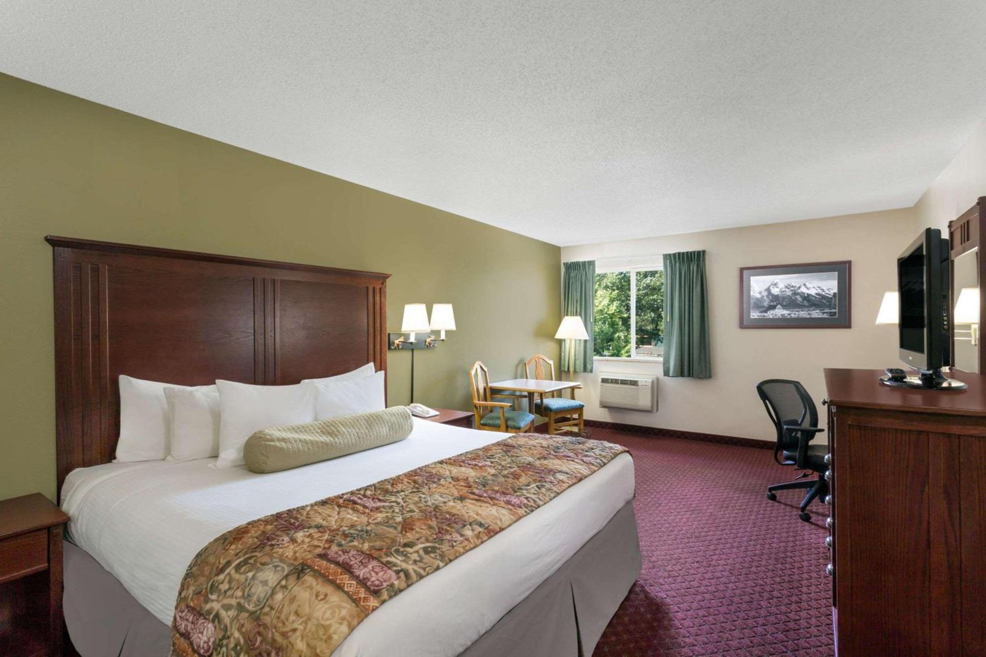 Baymont by Wyndham Bozeman photo 10