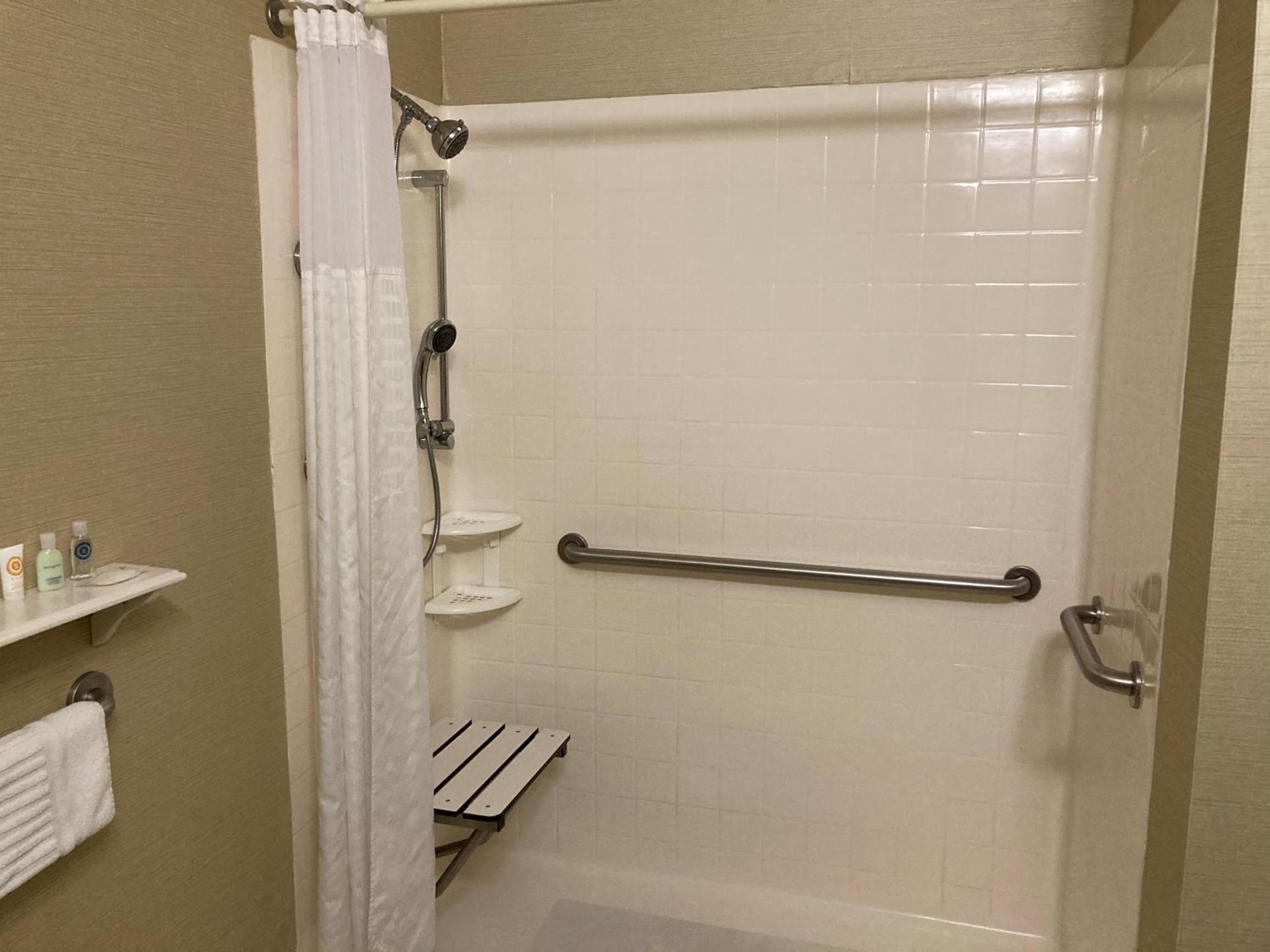 Comfort Inn & Suites Murrieta Temecula Wine Country photo 32