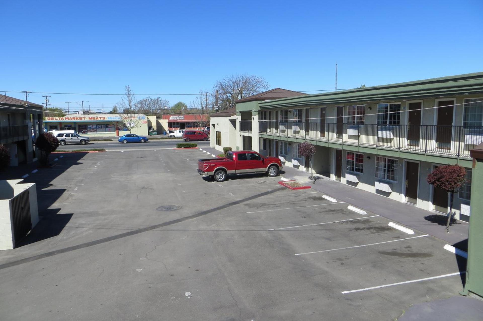 American Inn Stockton photo 13