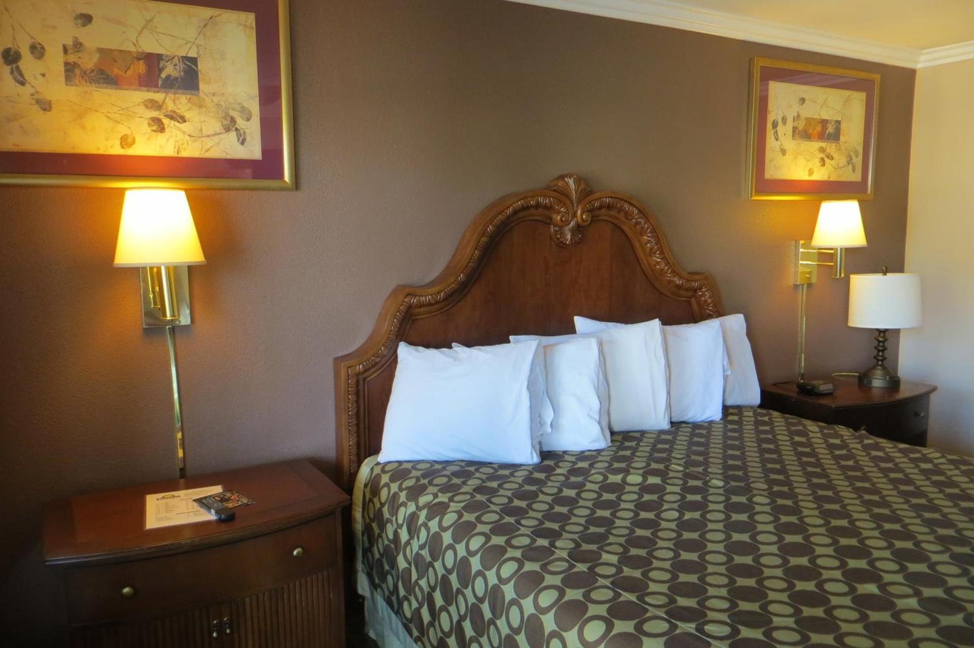 American Inn Stockton photo 30