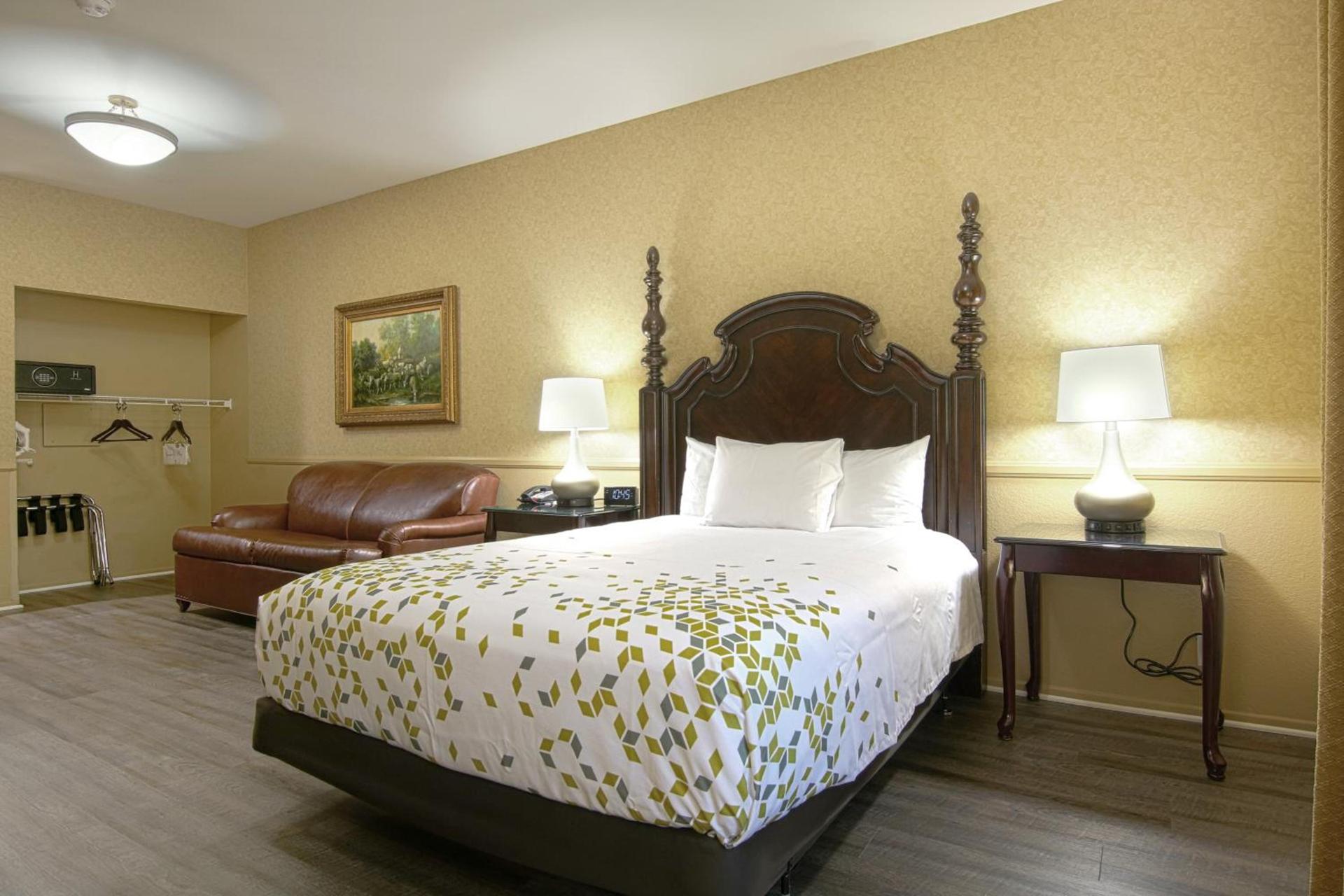 Azure Hotel&Suites Ontario Trademark Collection by Wyndham photo 35