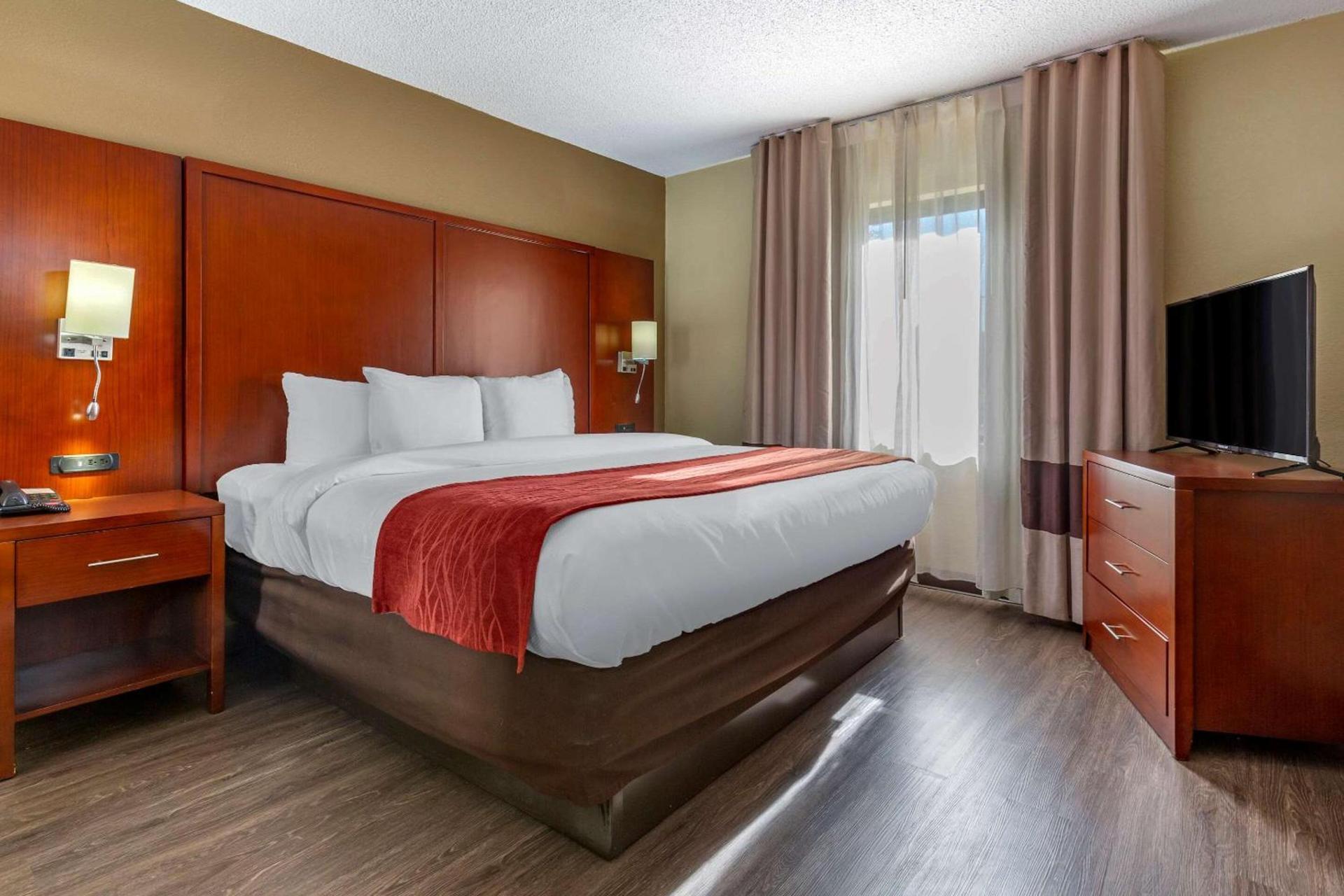 Comfort Inn Fort Mill Amusement Park at Carowinds Blvd photo 4