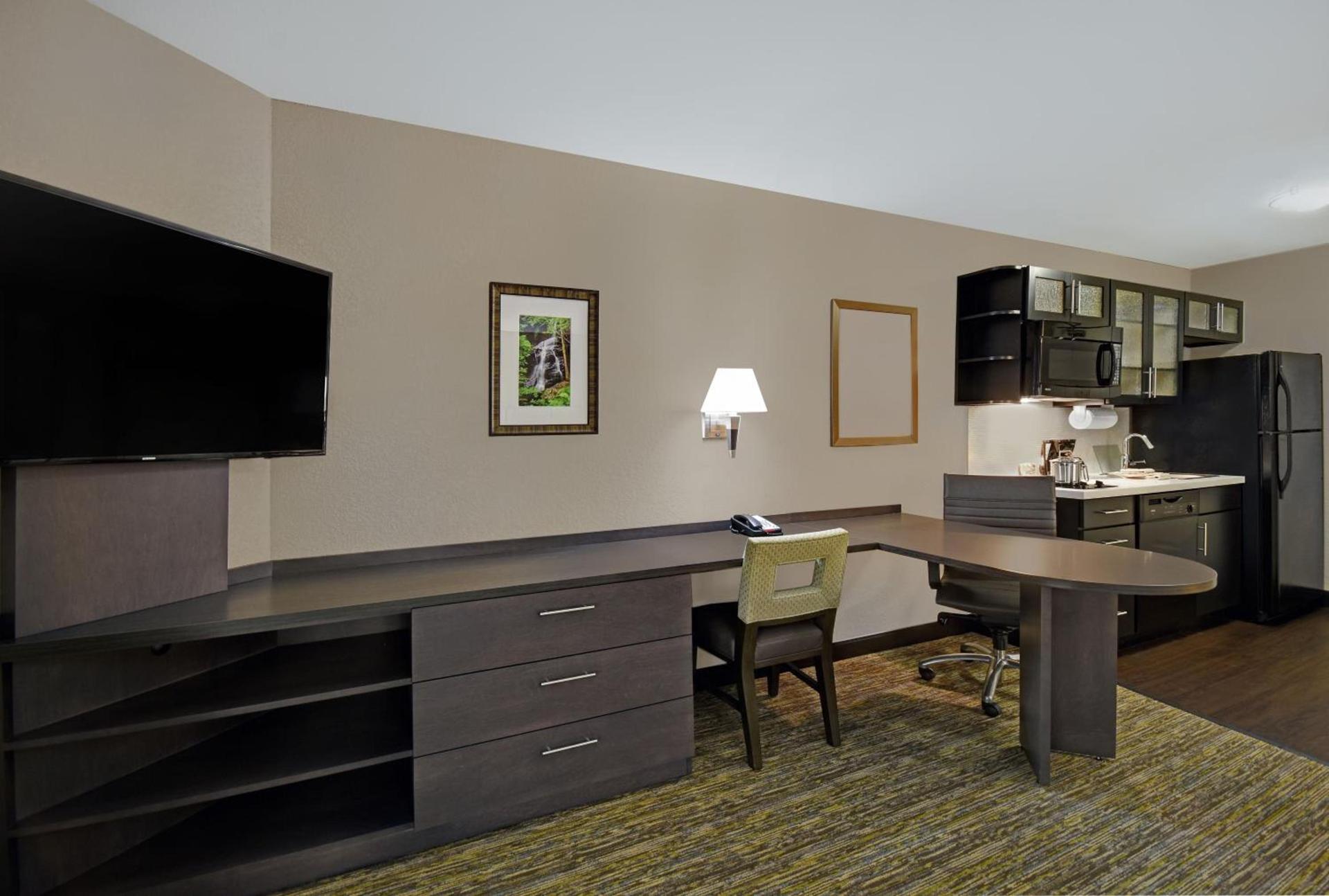 Candlewood Suites Sumter by IHG photo 28
