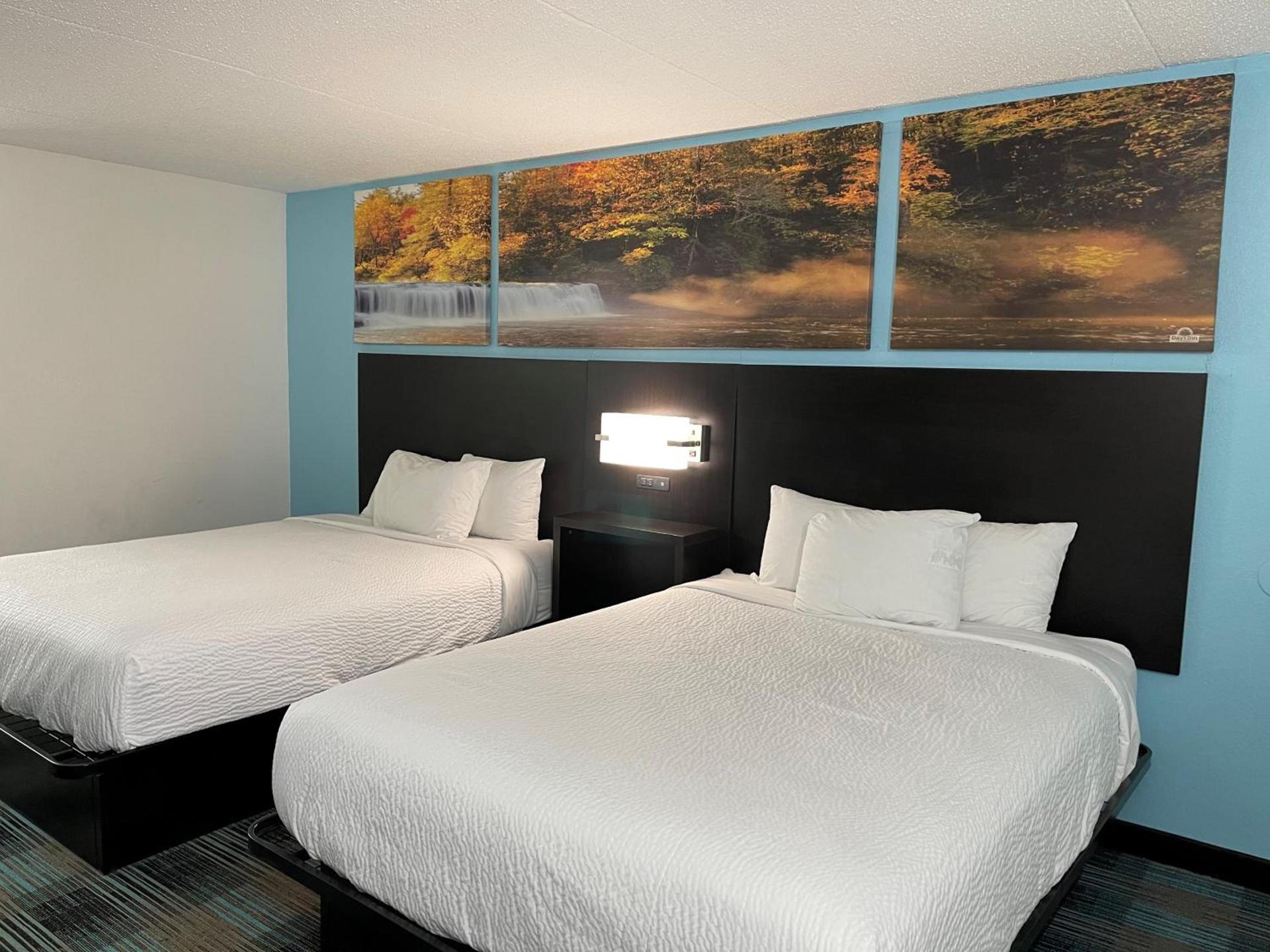 Days Inn by Wyndham Calhoun GA I-75 and US-41 photo 4