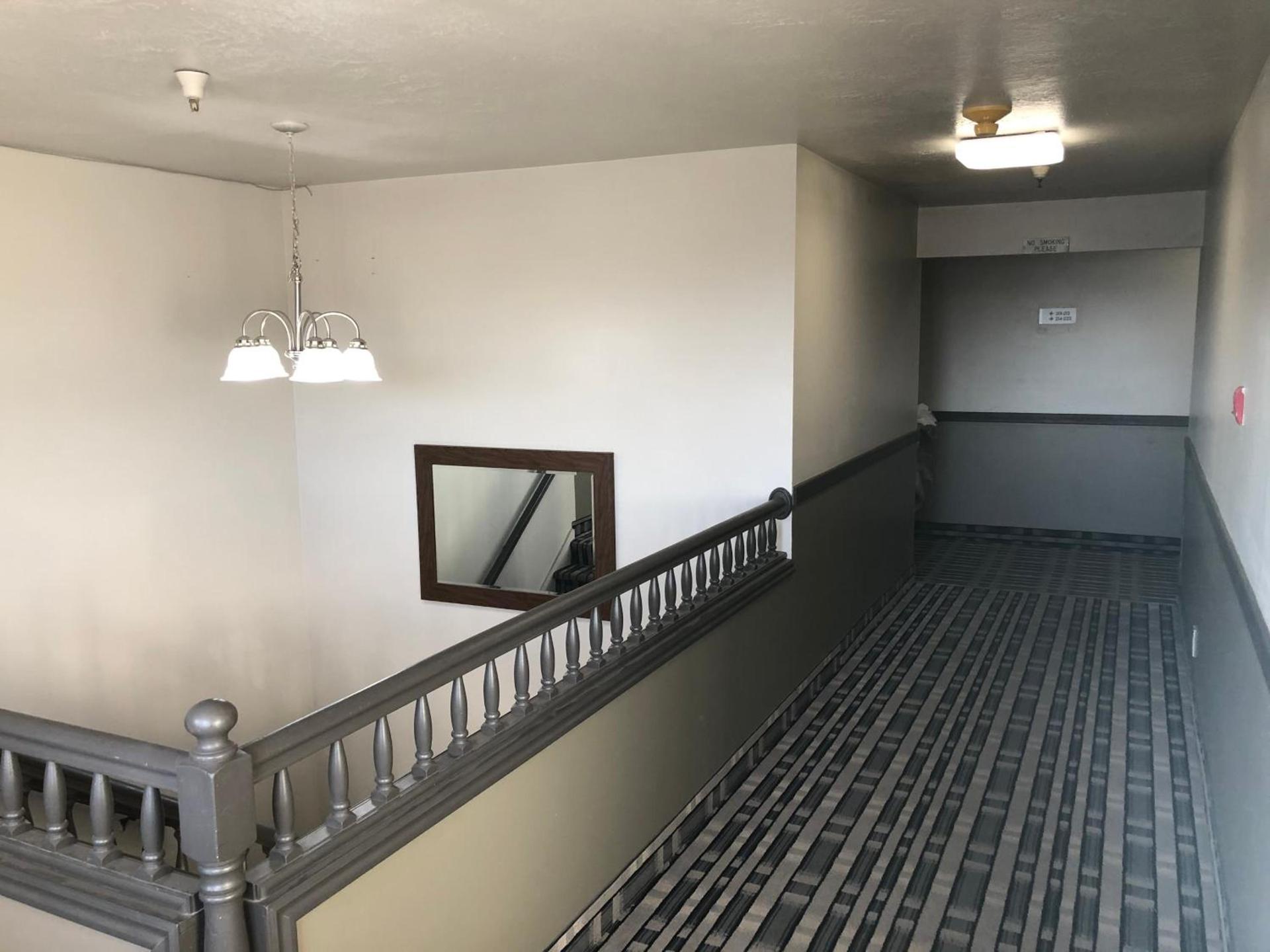Ameri-Stay Inn & Suites photo 20