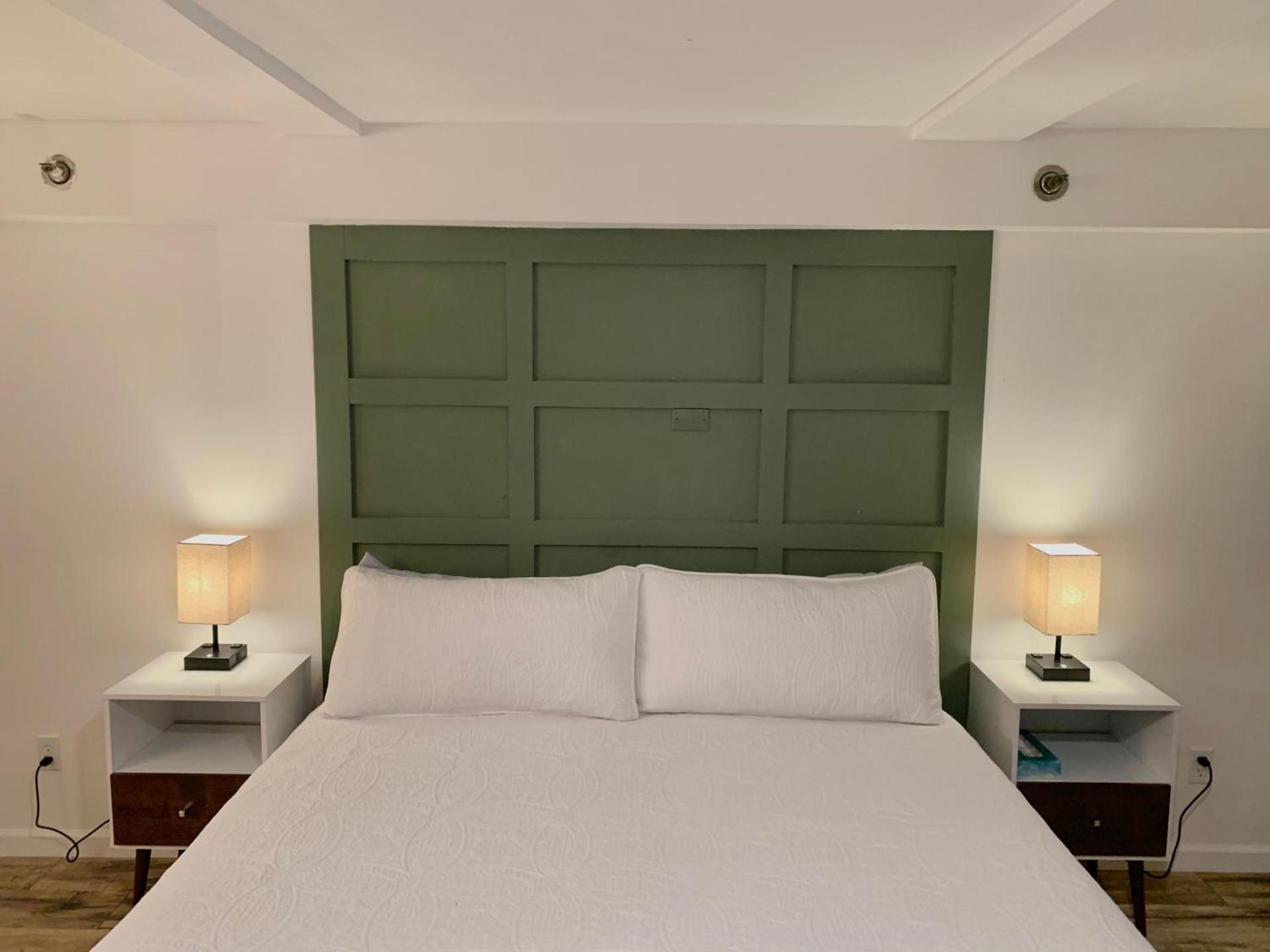 The Brooks Hotel Restaurant and Lounge photo 86