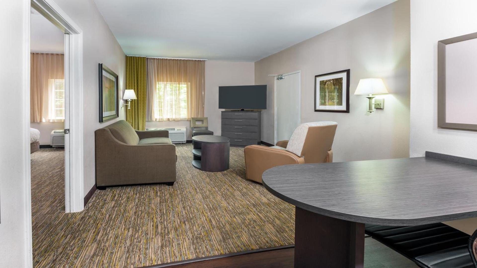 Candlewood Suites Athens by IHG photo 35