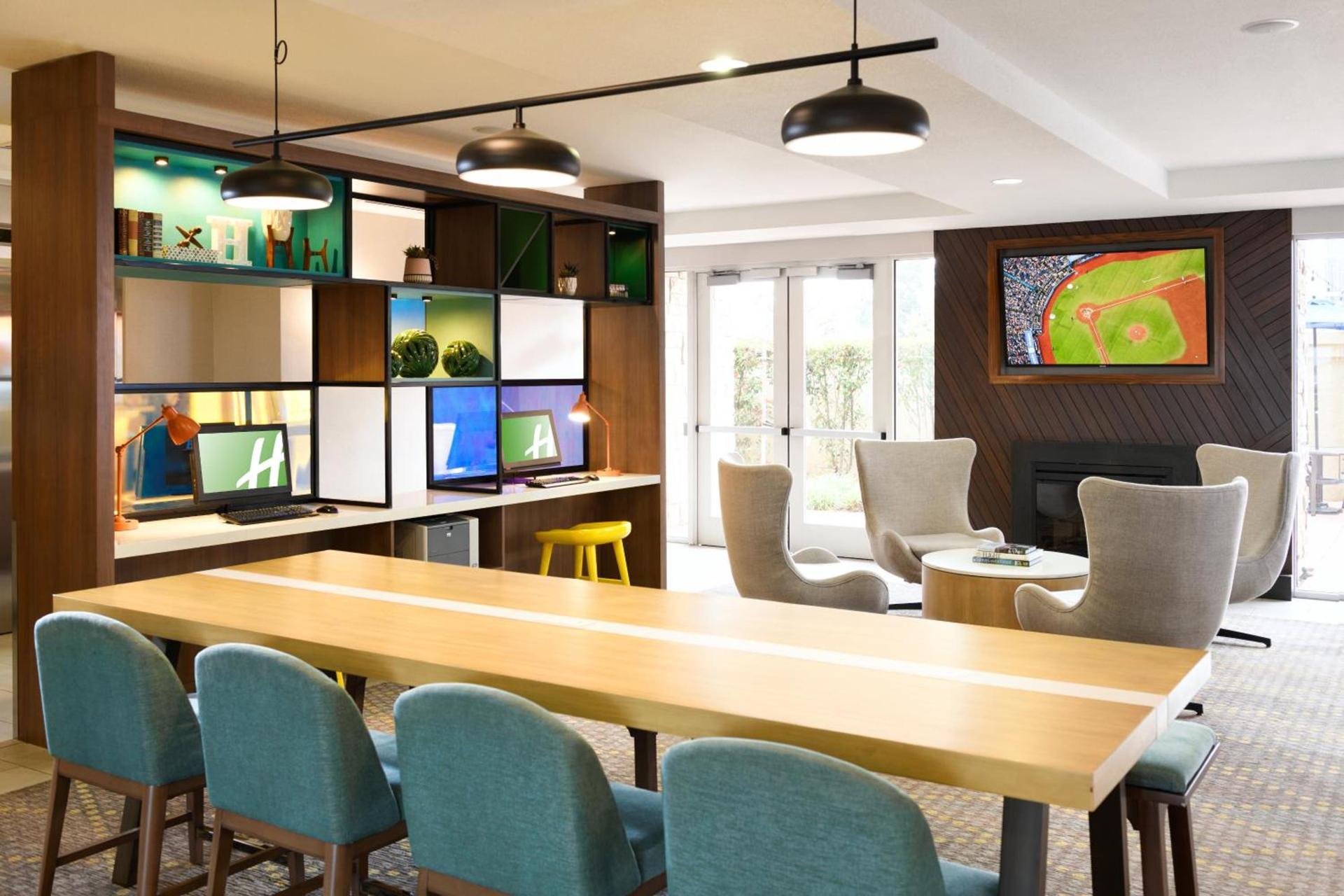 Holiday Inn & Suites Oakland - Airport by IHG photo 26